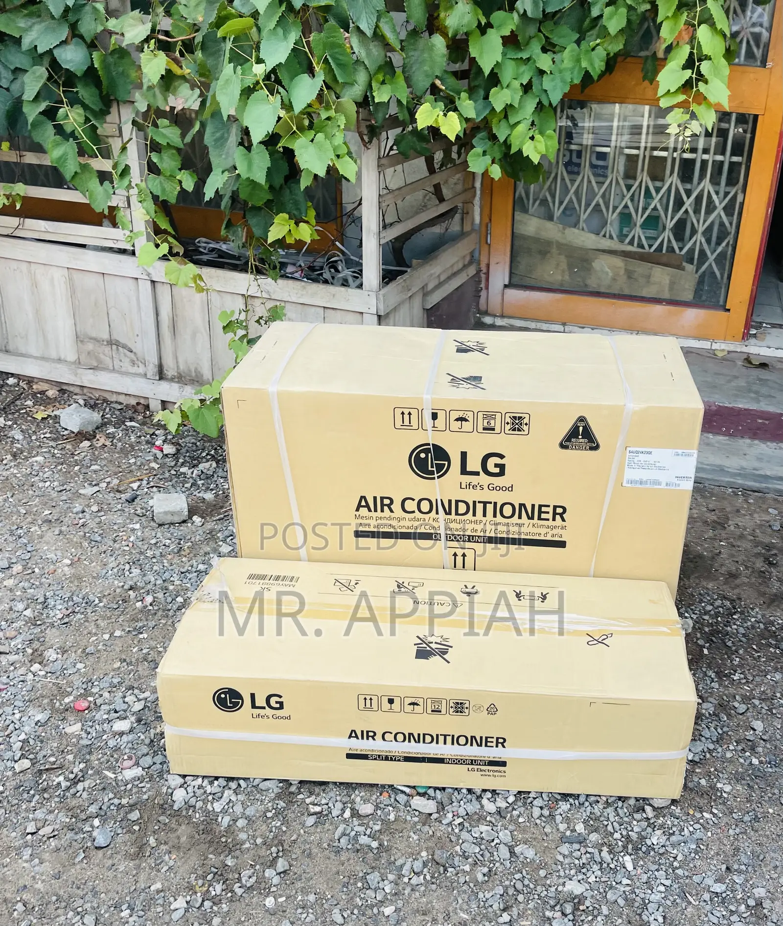 Buy LG 1.5hp Split Type Smart Inverter Air Conditioner.