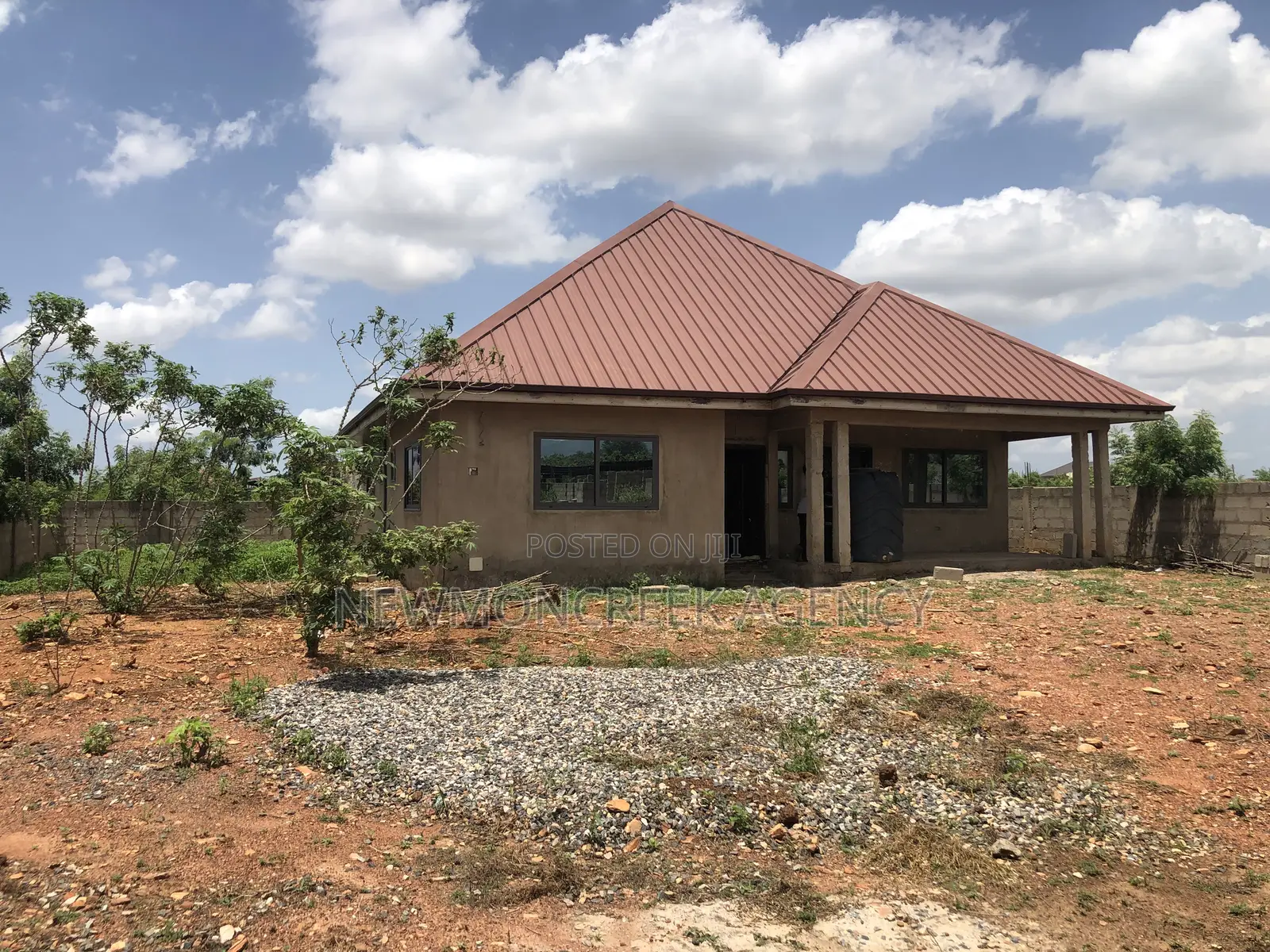 3bdrm Bungalow in Oyibi, Accra Metropolitan for sale