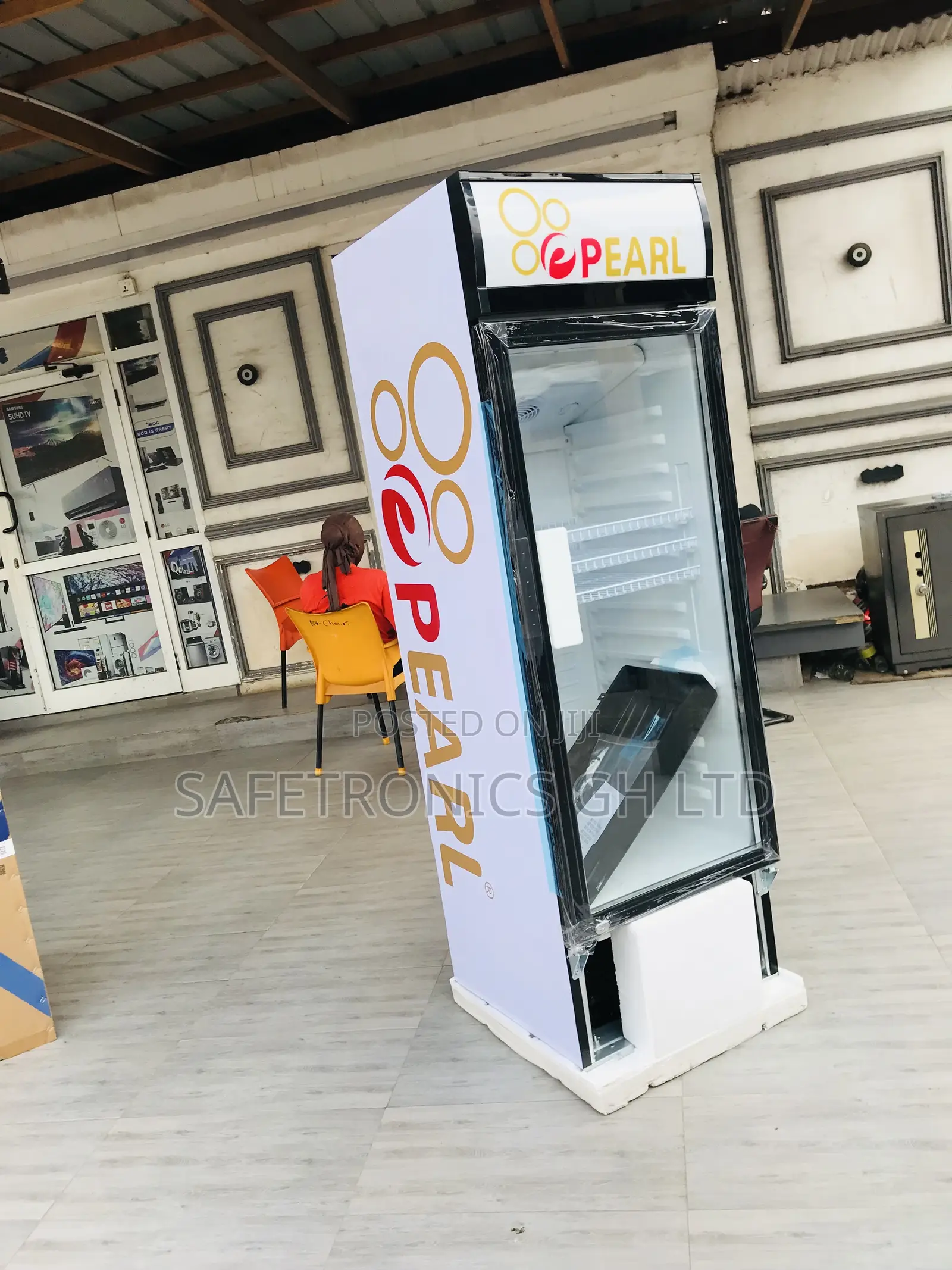 Quality and Elegant 238 Liters Display Pearl PVC-316-2b