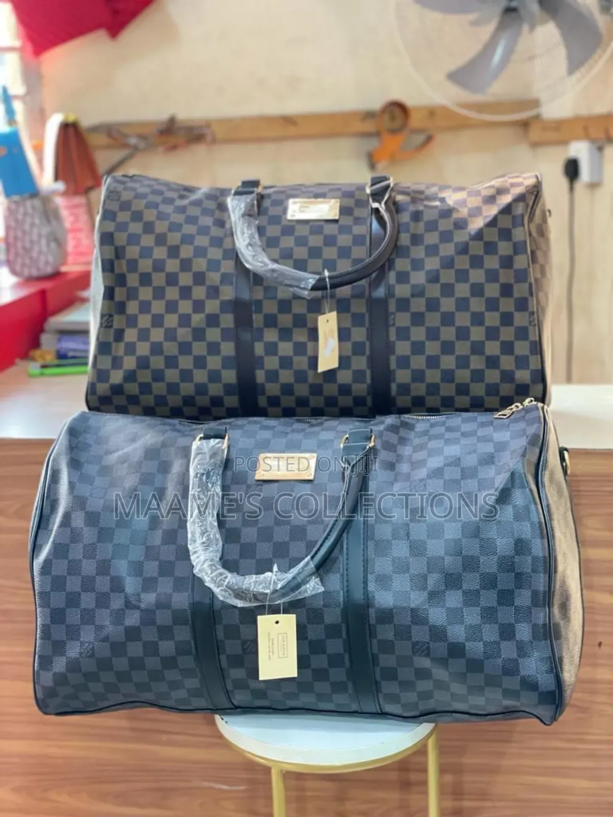Original Louis Vuitton Unisex Duffel Traveling Bag