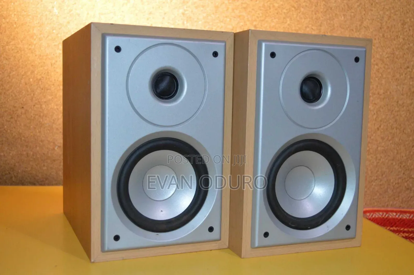Powerful Denon Loudspeaker Bookshelf Good Sound Quality