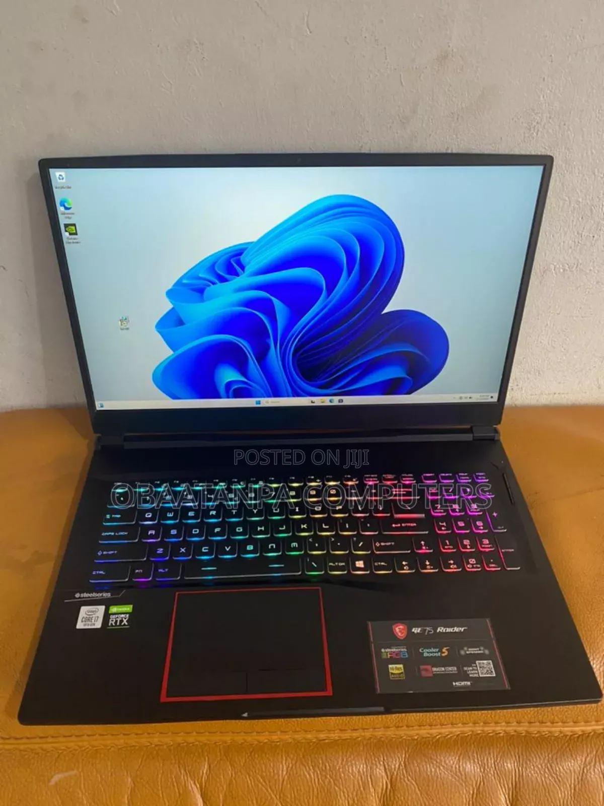 Laptop MSI GE75 Raider 10SE 16GB Intel Core I7 HDD+SSD 256GB