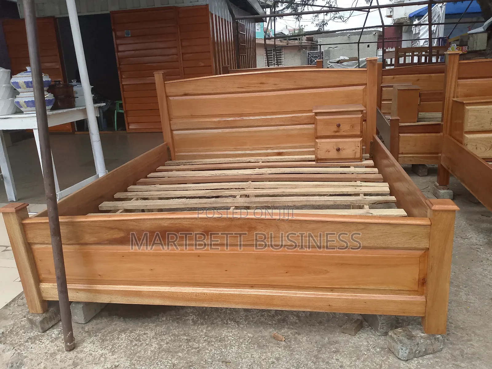 King Size Quality Bed With Side Drawer
