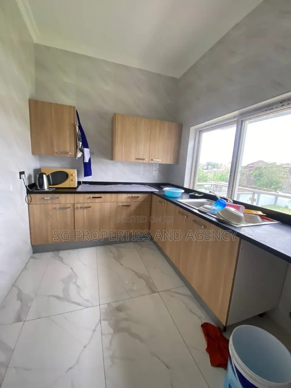 1bdrm Apartment in Sakumono, Spintex for rent