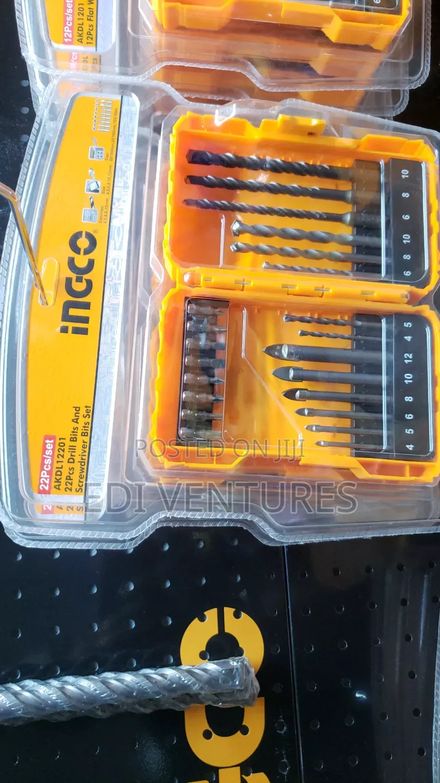 INGCO 22 PCS Drill Bits and Screwdriver Bits Set
 Akdl12201