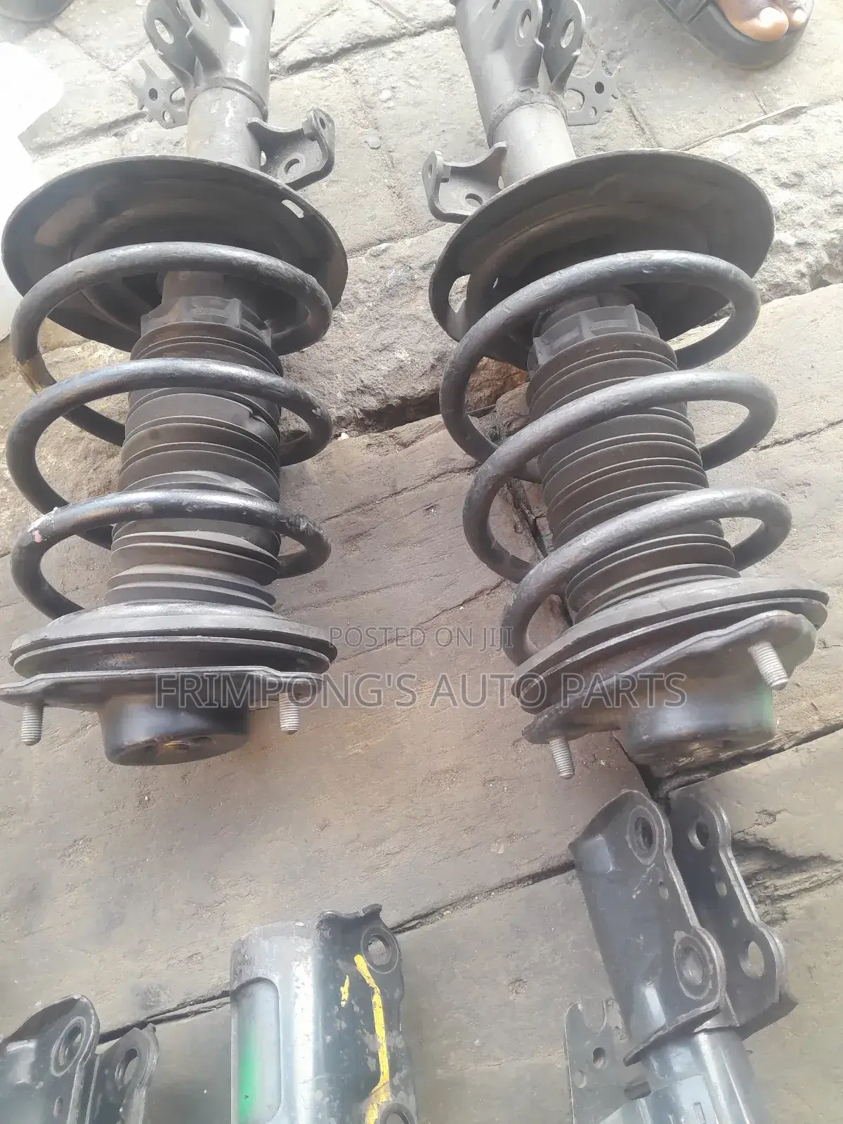 Camry 2019 Front Shocks Absorbers