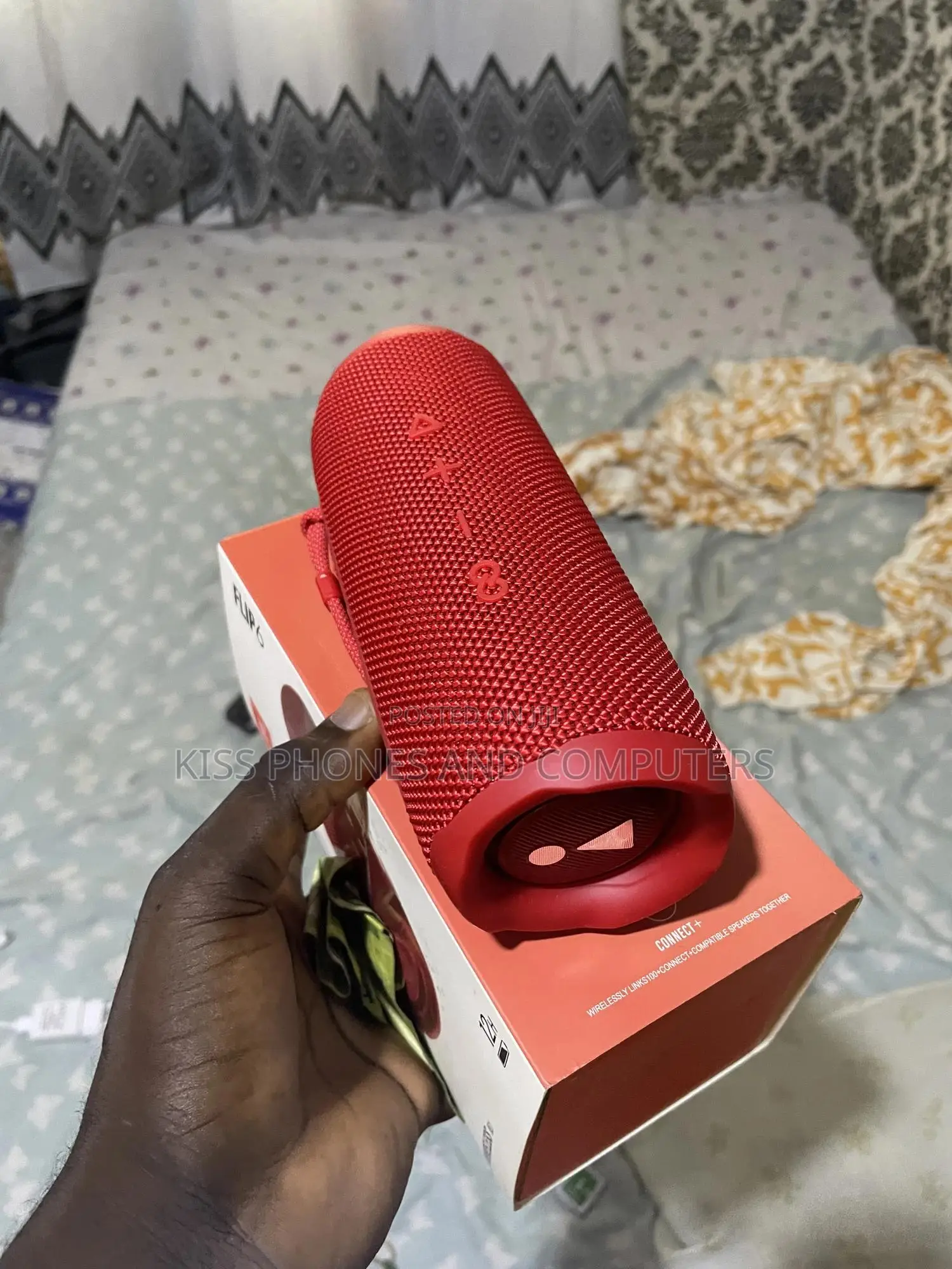 JBL Flip 6 Bluetooth Speaker