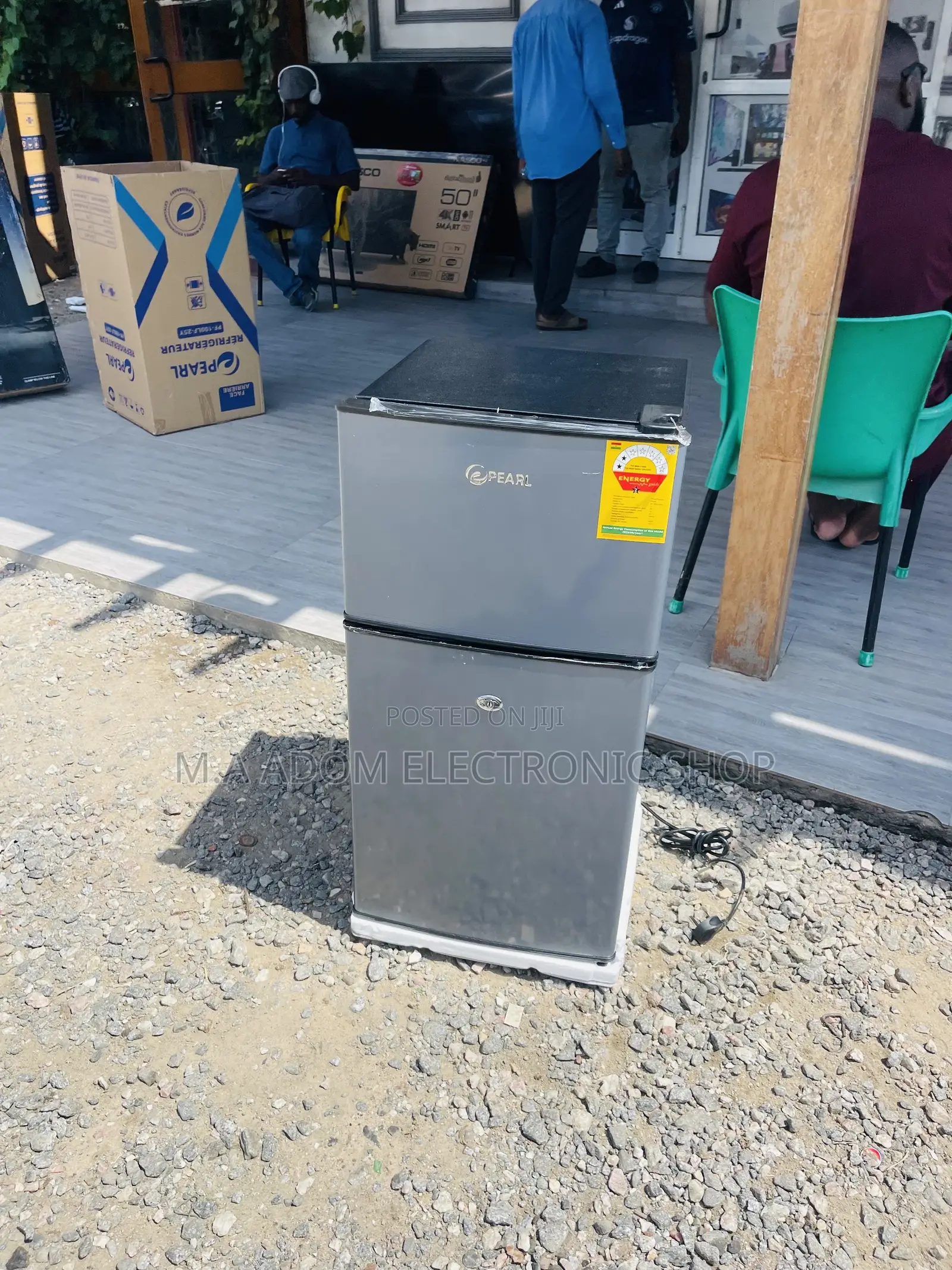 Energy Efficient Pearl Table Top Double Door Fridge 