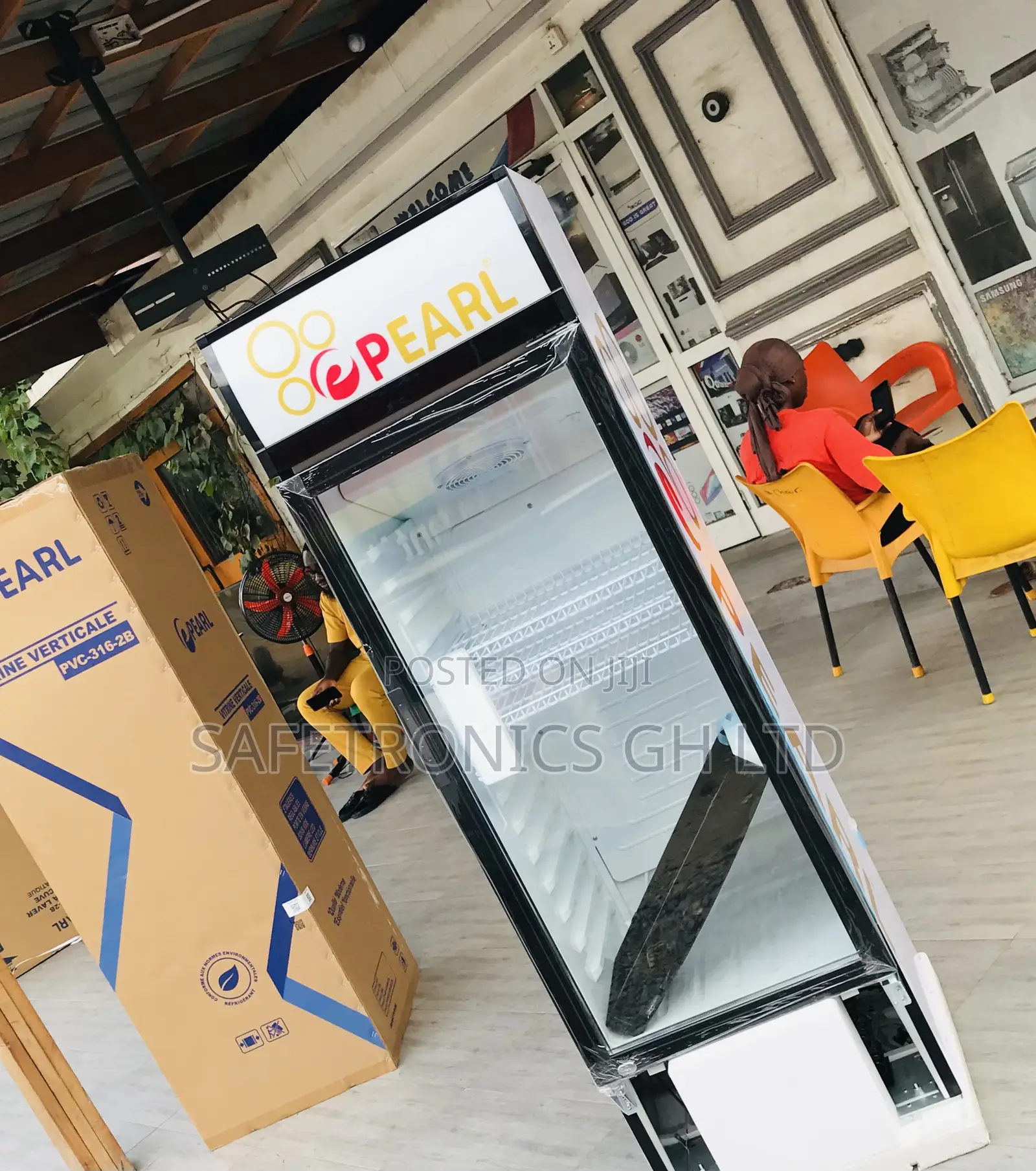 Shop Reliable Pearl 238 Liters Display PVC-316 Fridge