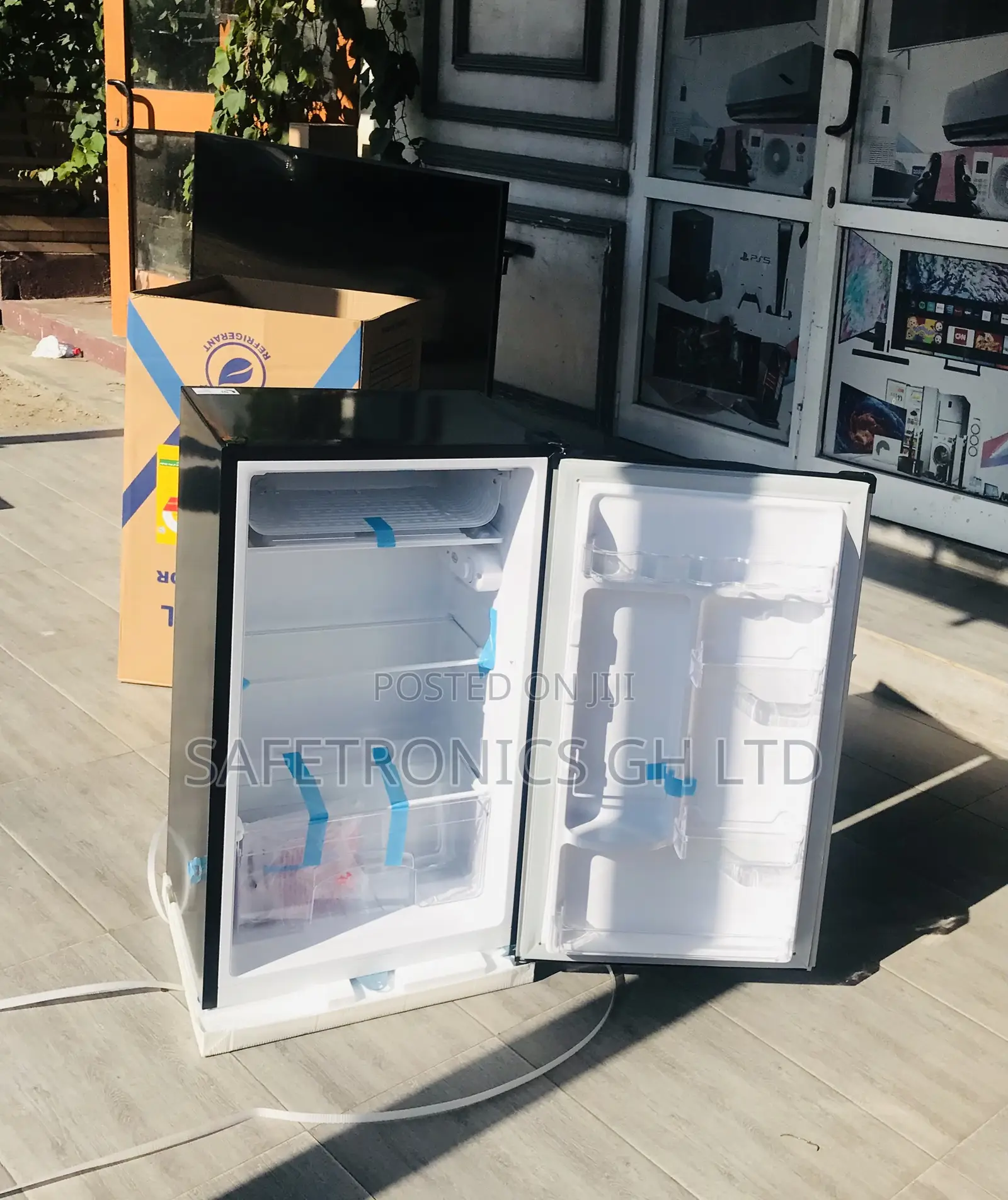 Affordable Top Mount 82 Liters Pearl 1 Door Tabletop Fridge