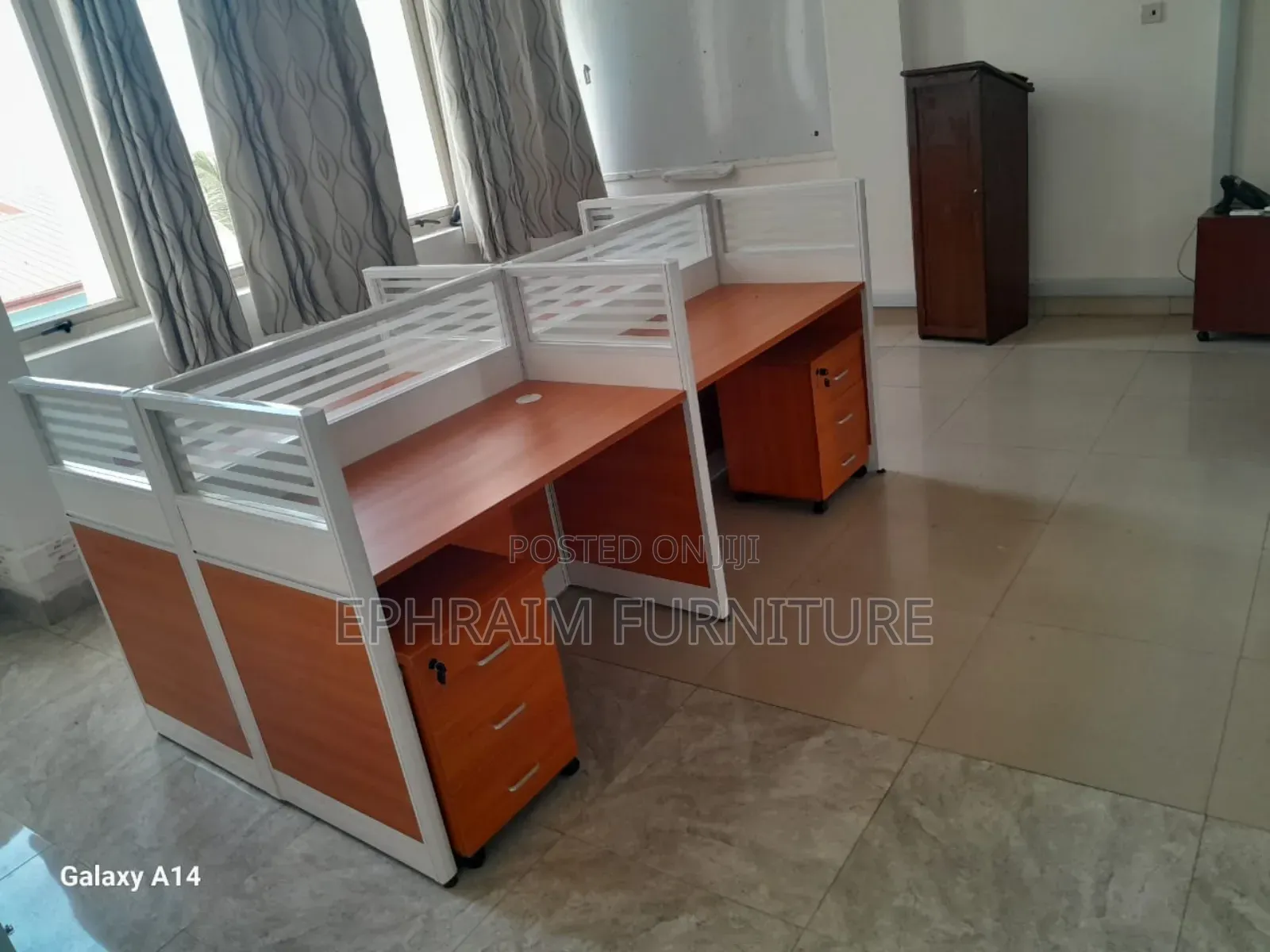 Workstation for Office