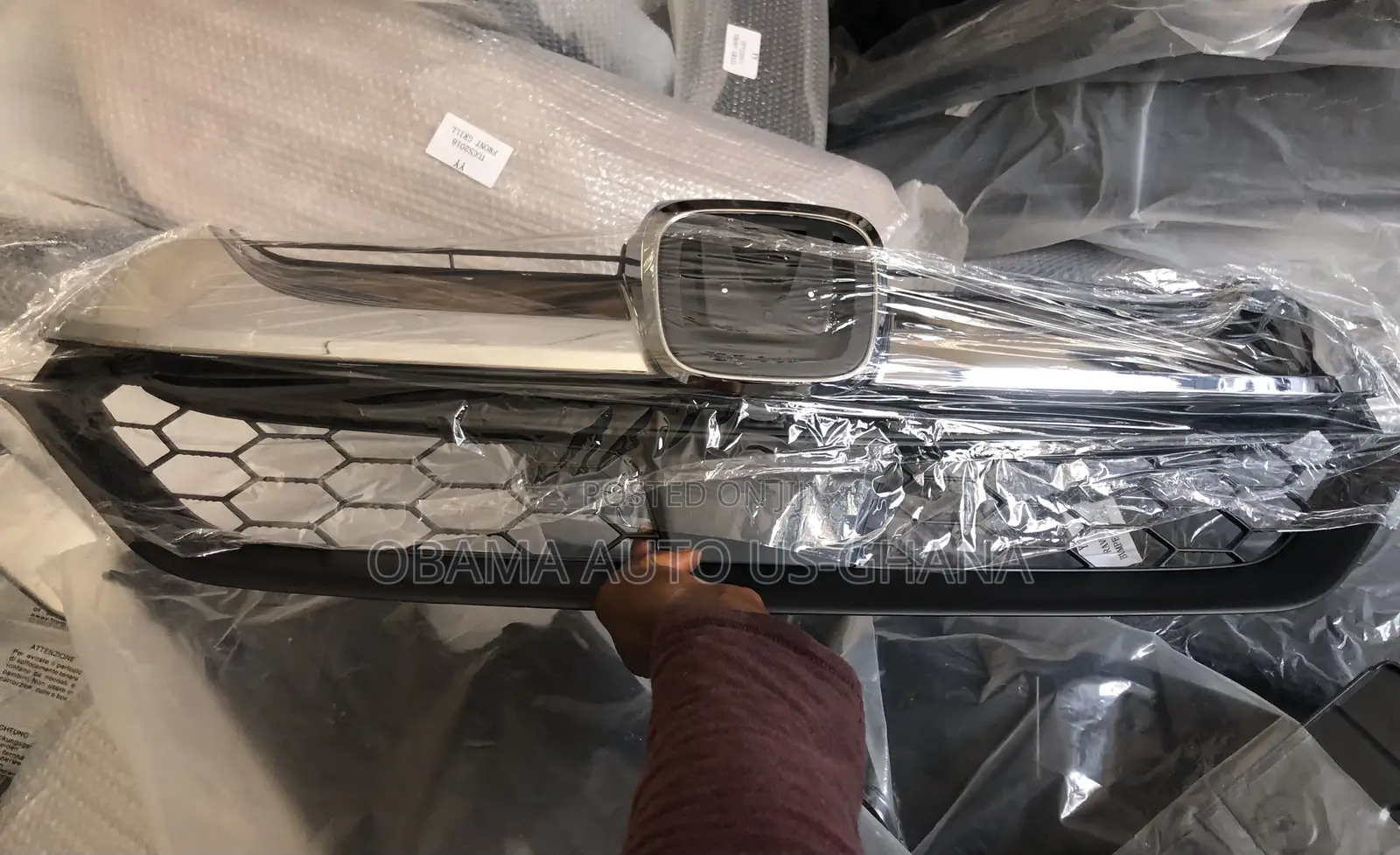 Honda C-Rv CRV 2017 Front Grill 2017 2018 2019 Grill / Shells