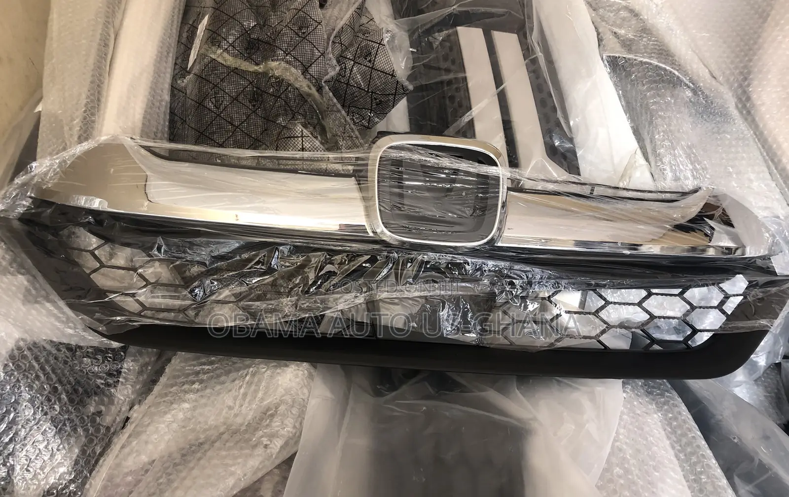 Honda C-Rv CRV 2017 Front Grill 2017 2018 2019 Grill / Shells
