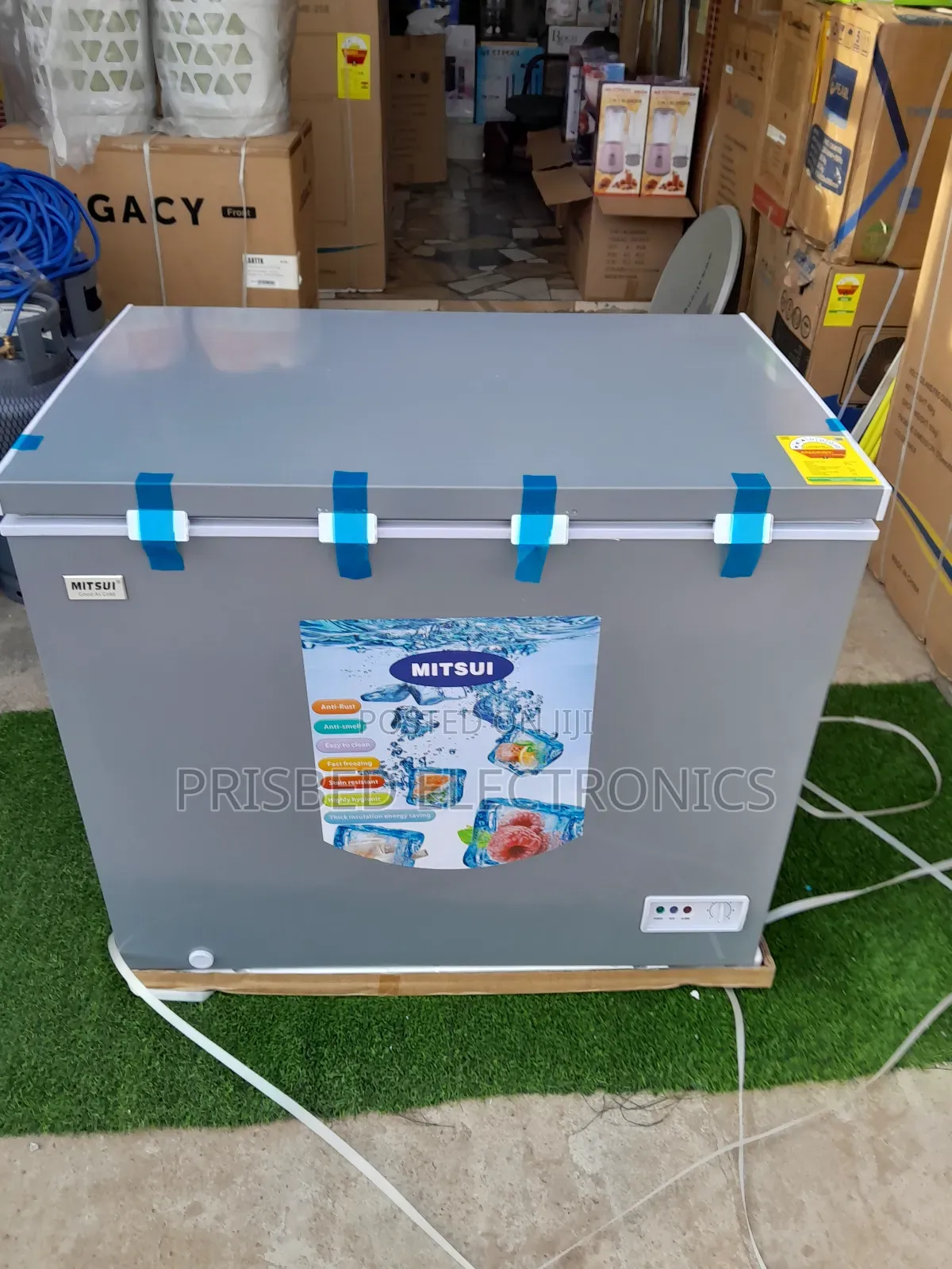 *Mitsui Durable Chest Freezer 230 Litres