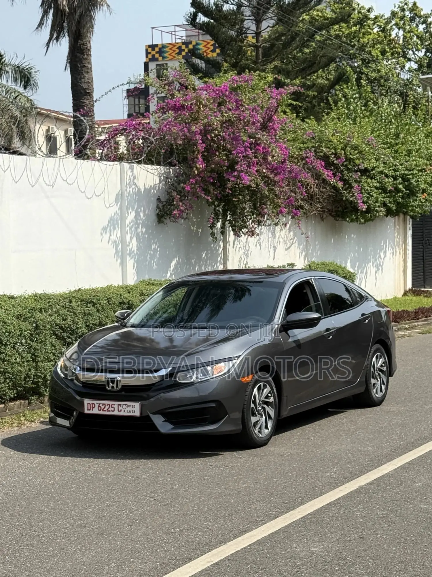 Honda Civic EX 4dr Sedan (2.0L 4cyl) 2017 Gray