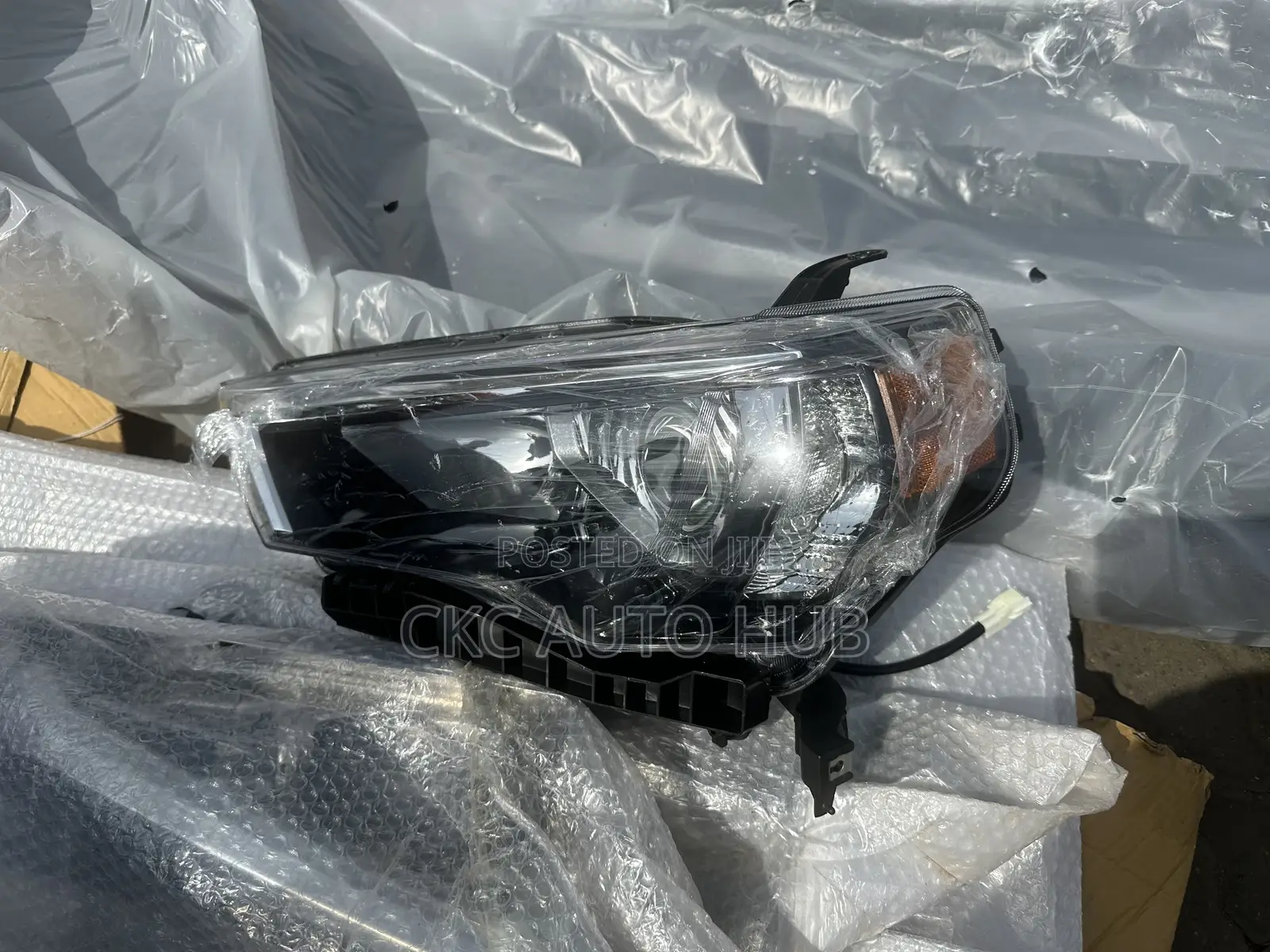 4 Runner 2014 to 2020 Headlight