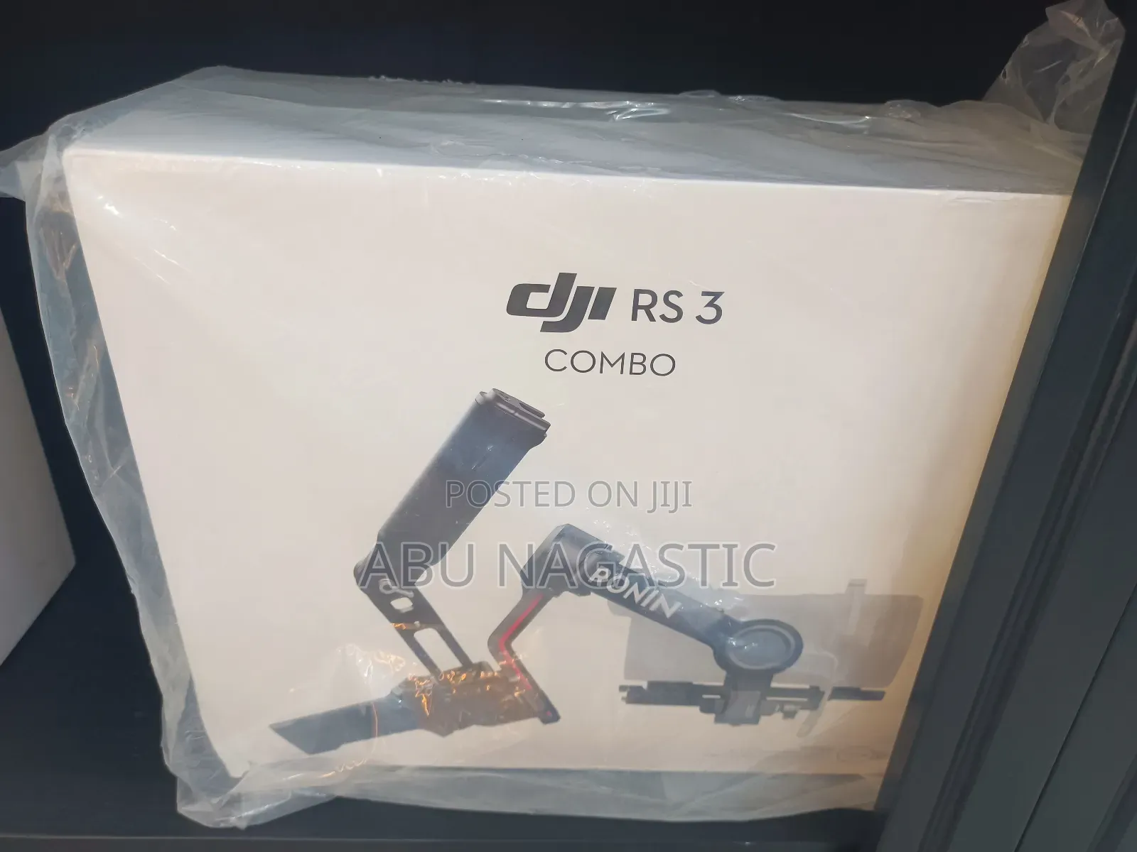 DJI. Ronin RS 3 Pro Combo
