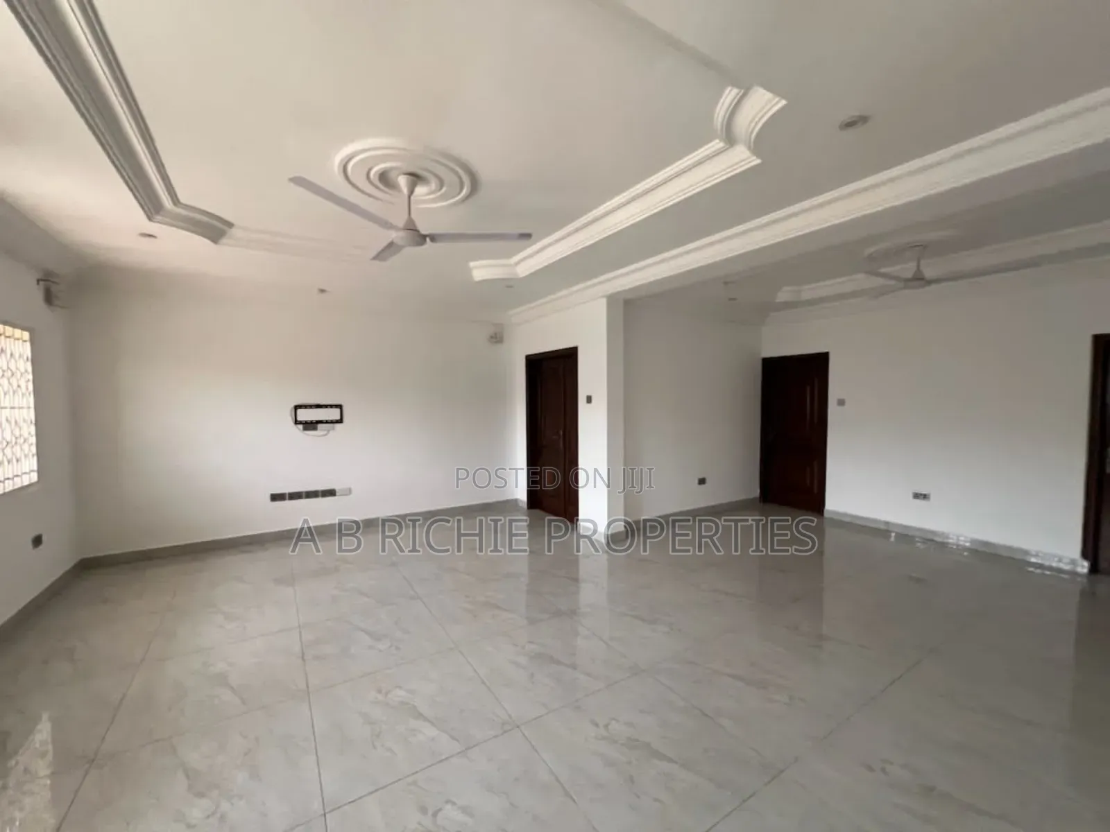 3bdrm Apartment in North Legon for rent