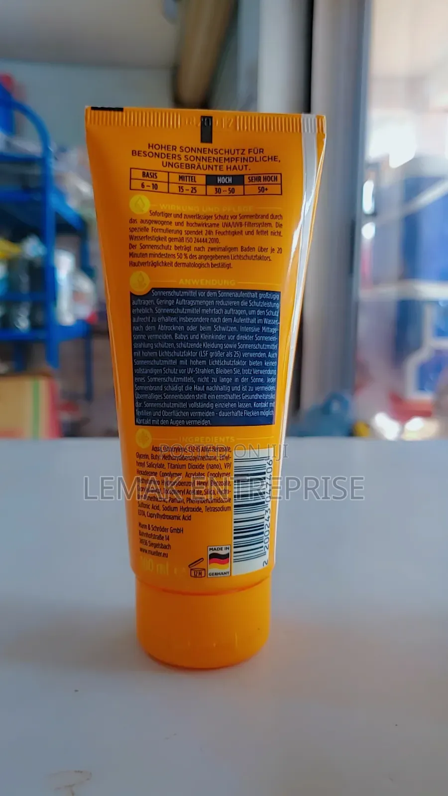 Lavozon Sunscreen Cream 100ml
