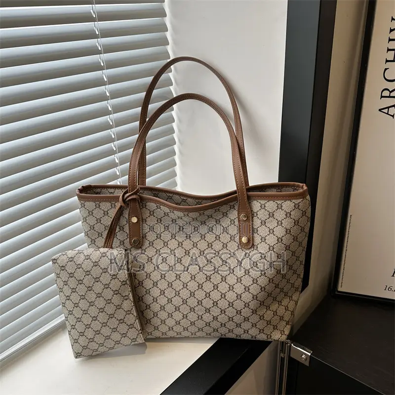 Women's Classic Handbag Shoulder Bag Large Capacity Tote Bag