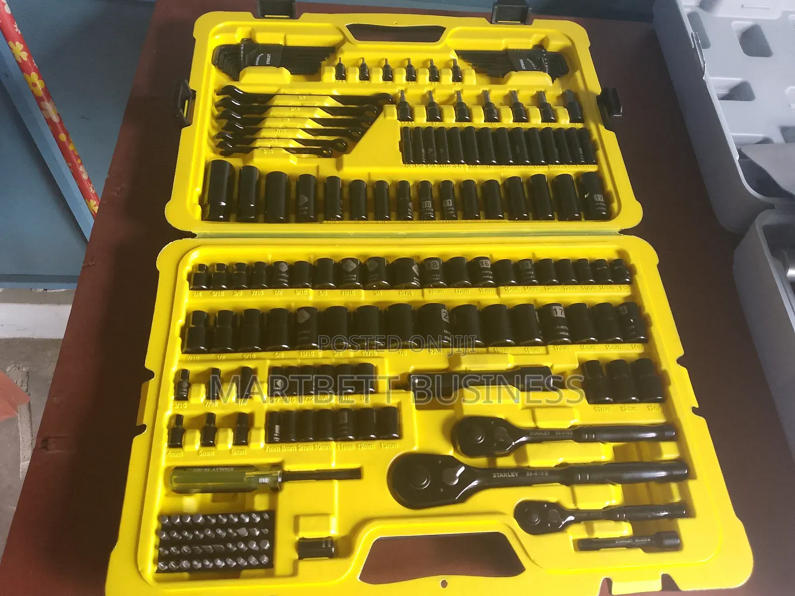 183 Sets Of Mechanical Stanley Tools