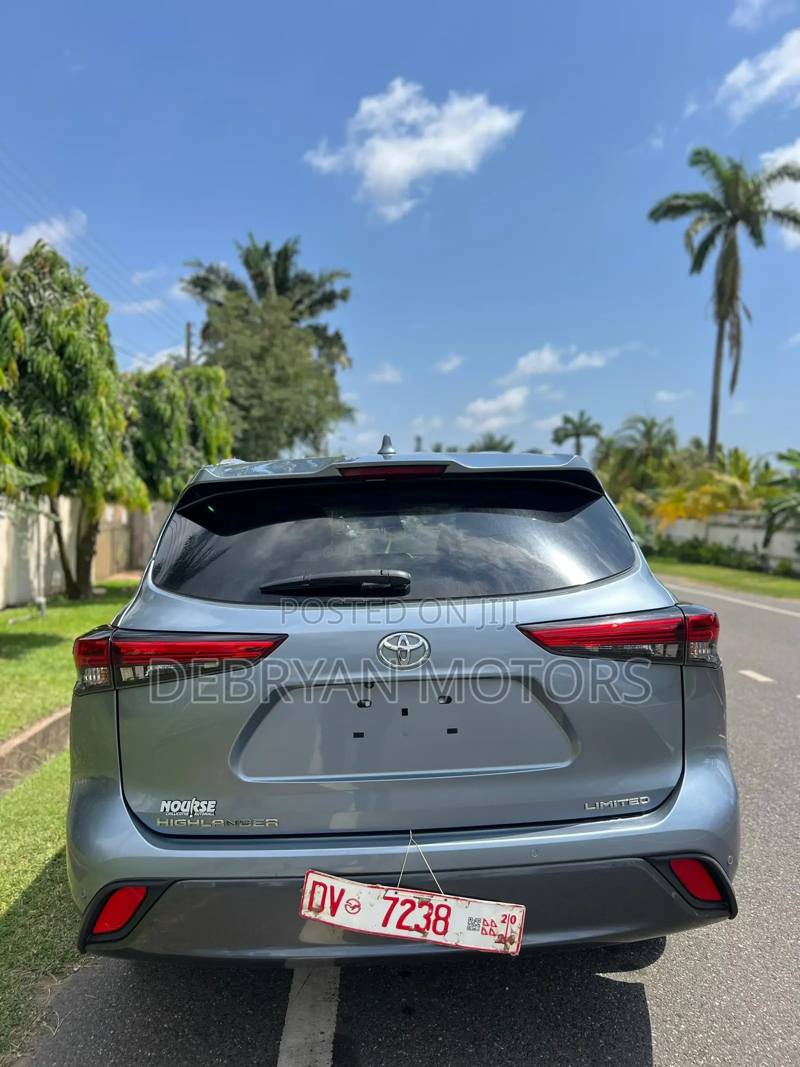 Toyota Highlander Limited FWD 2023 Blue