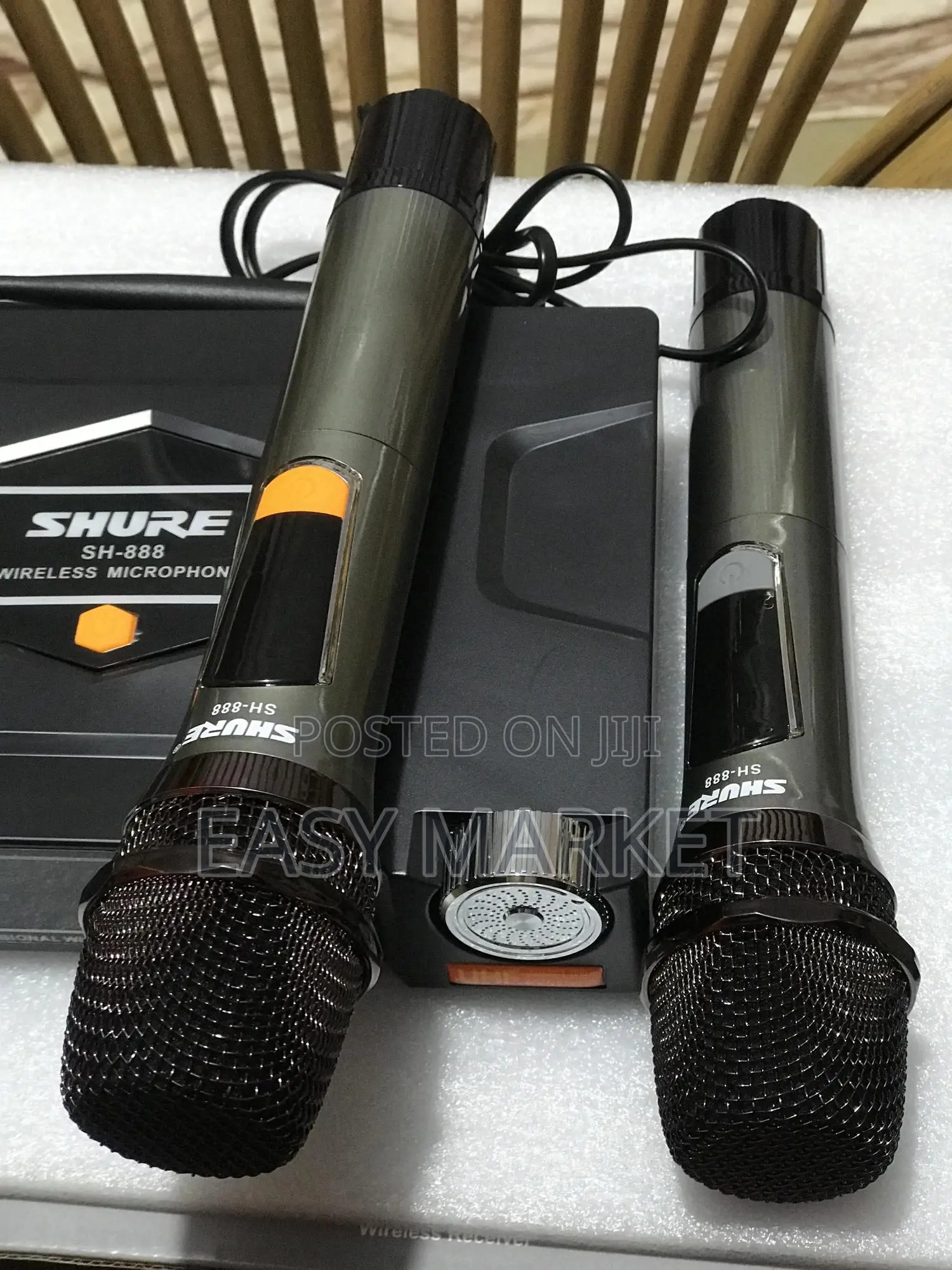 Chargeable Shure Mics