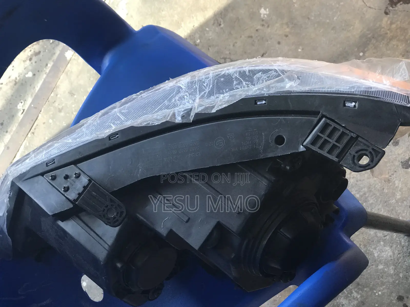 Kia Sorento 2014 Headlight