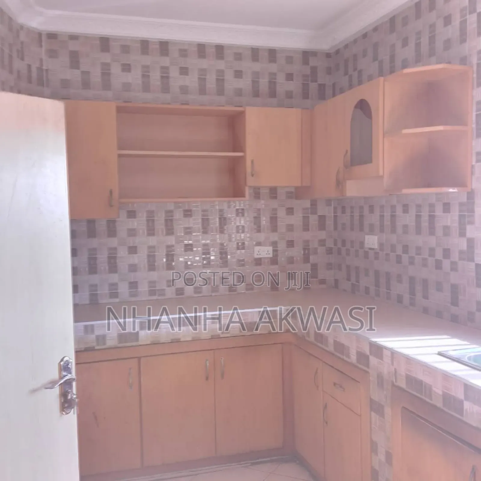 3bdrm Apartment in Lashibi 19, Tema Metropolitan for rent