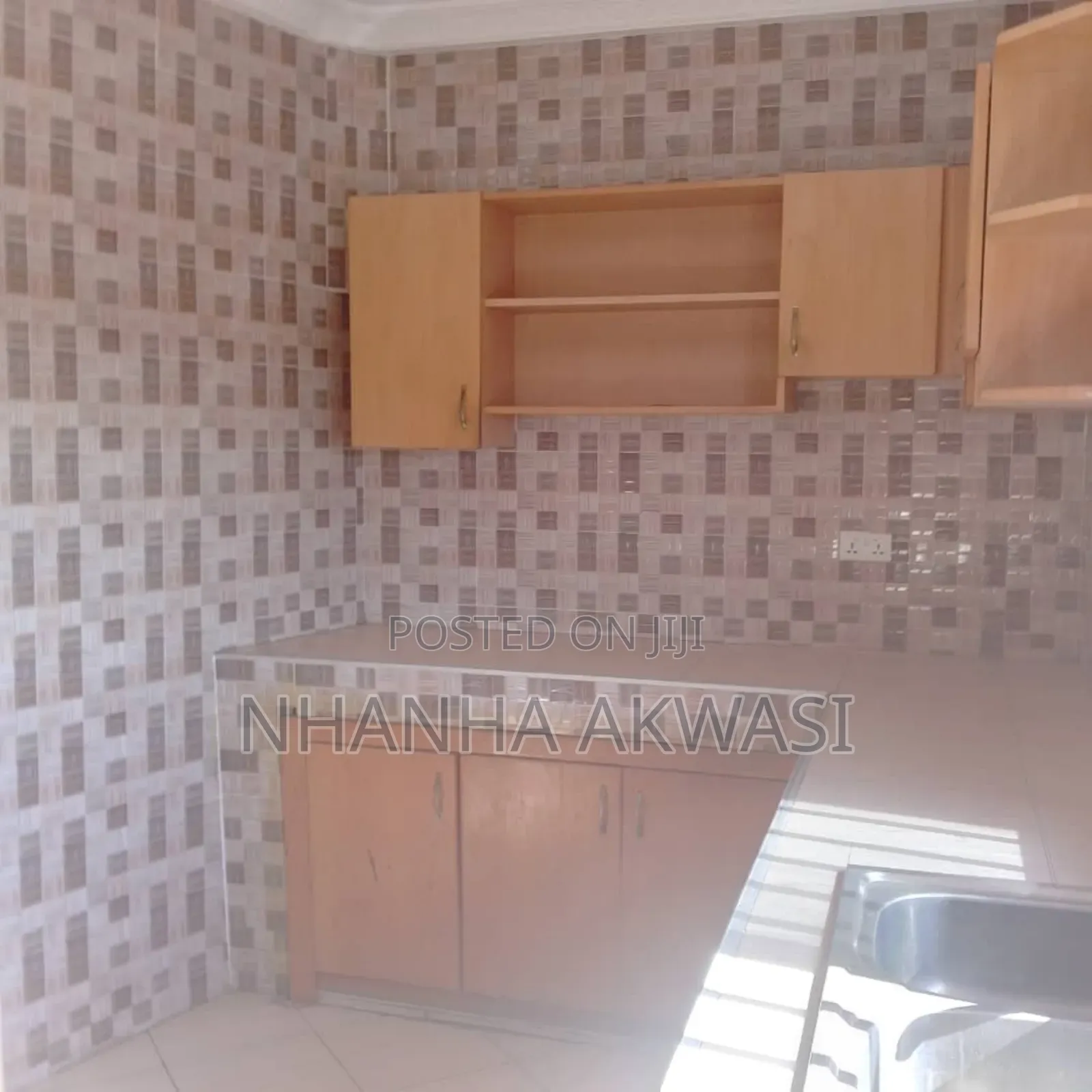 3bdrm Apartment in Lashibi 19, Tema Metropolitan for rent