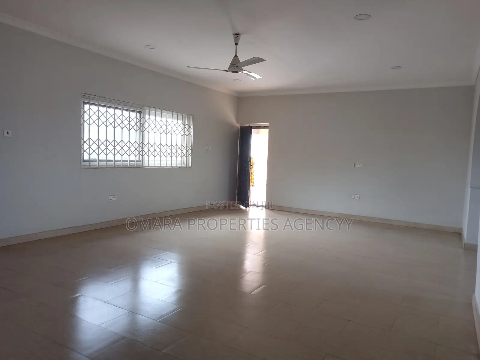 3bdrm Apartment in Kwabenya, Antis for rent
