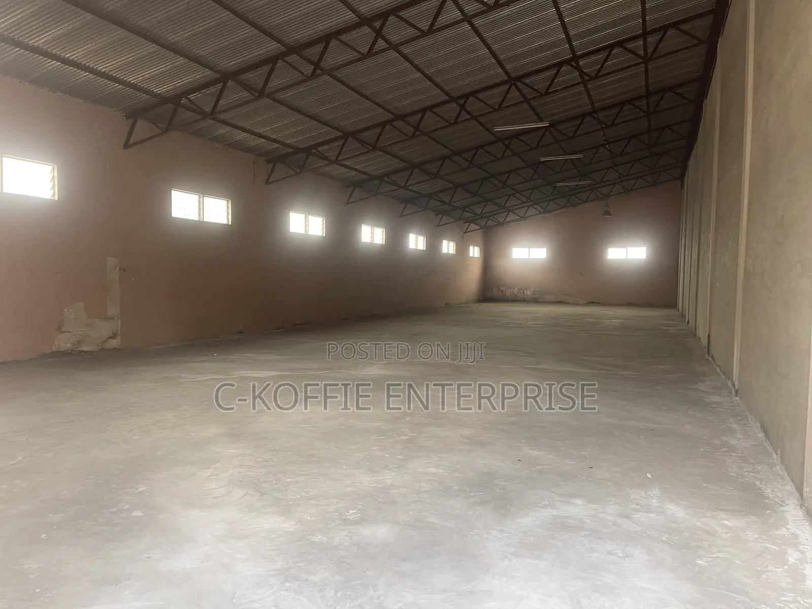 750 SQM Warehouse at Tema for Rent