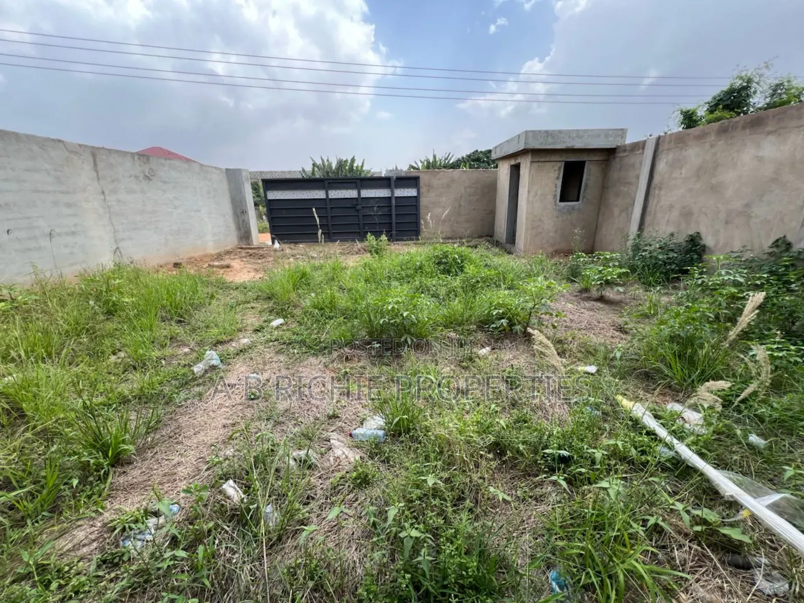 3bdrm House in Ab Richie Properties, Oyarifa for sale