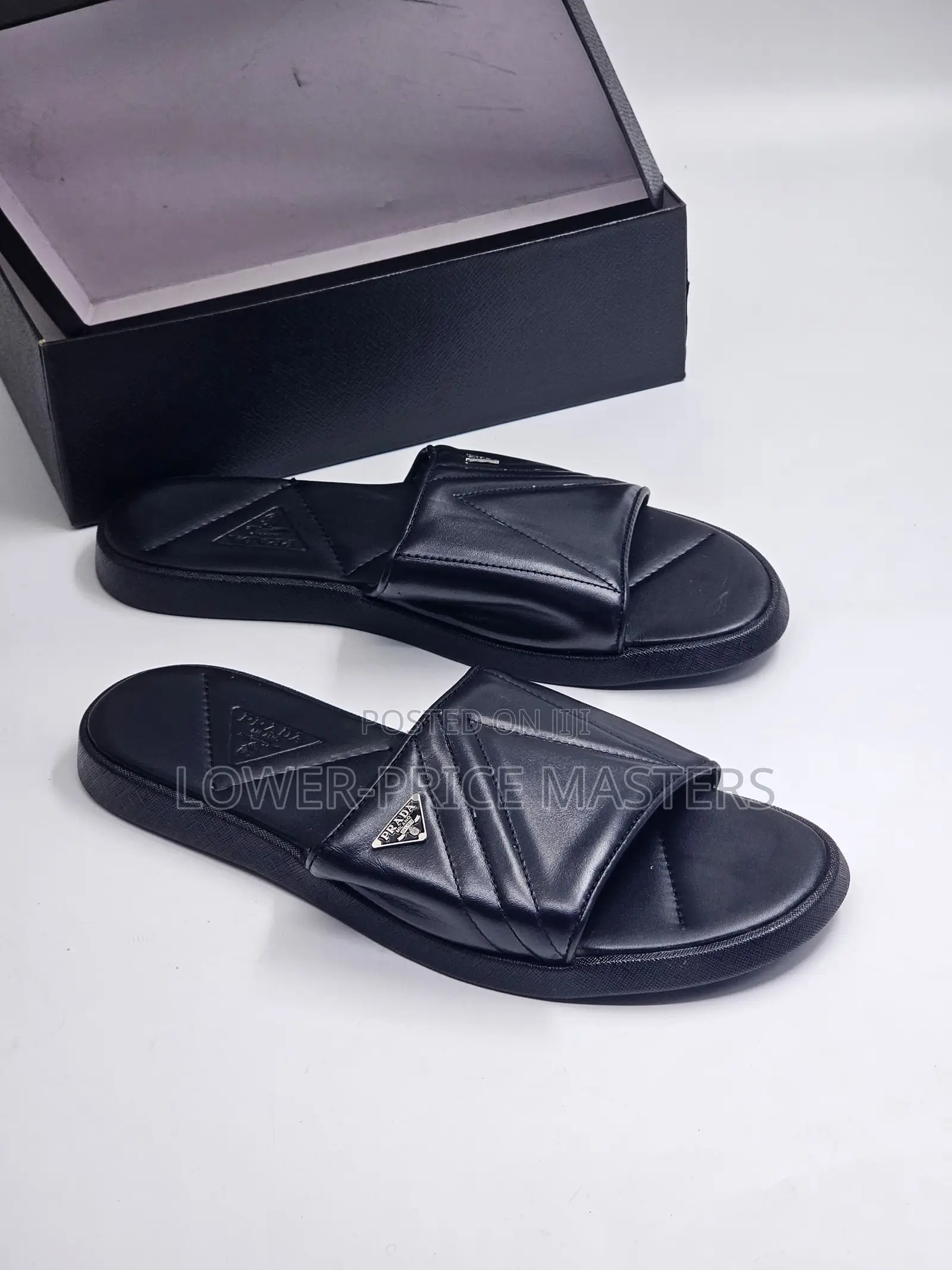 Quality Slippers: Sandals