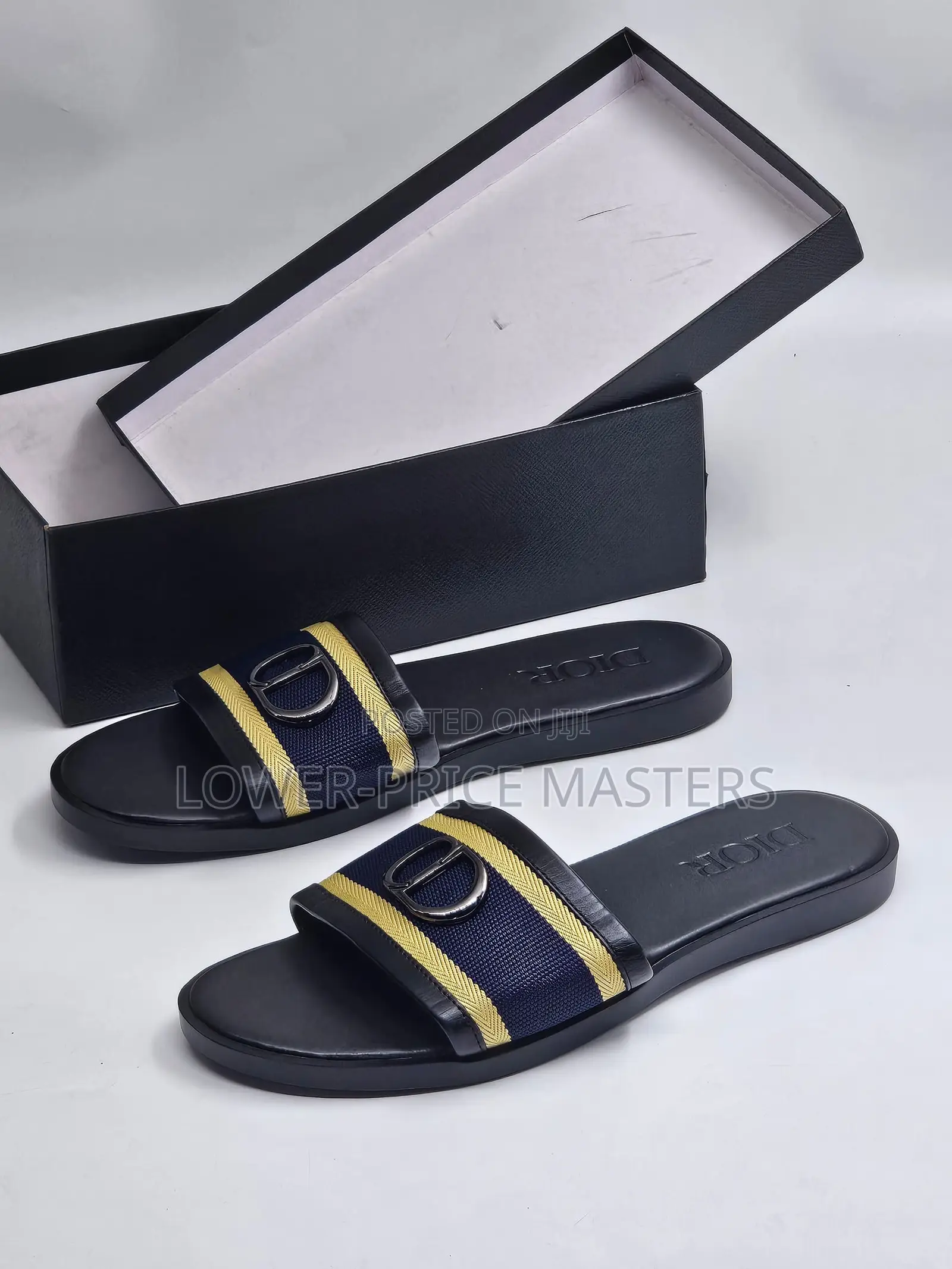 Quality Slippers: Sandals