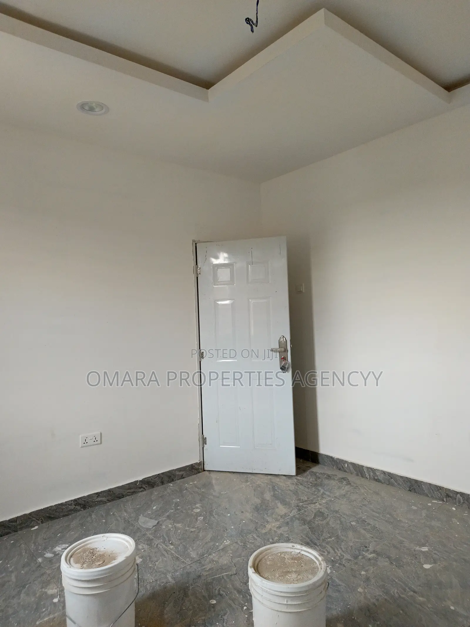 1bdrm Apartment in Madina for rent