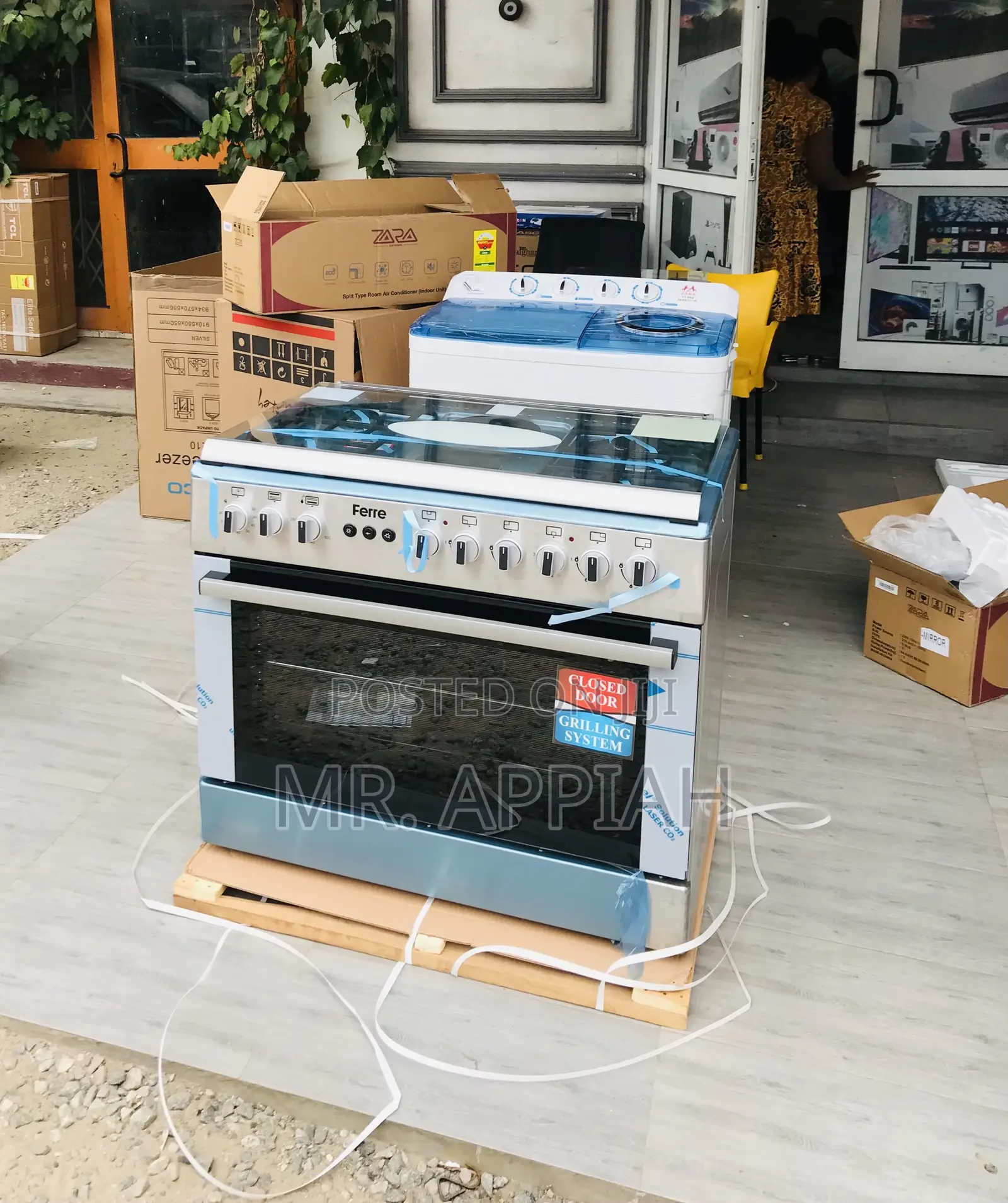 Choose Ferre 60x90 Gas Oven 4 Gas + 2 Electric Burner.