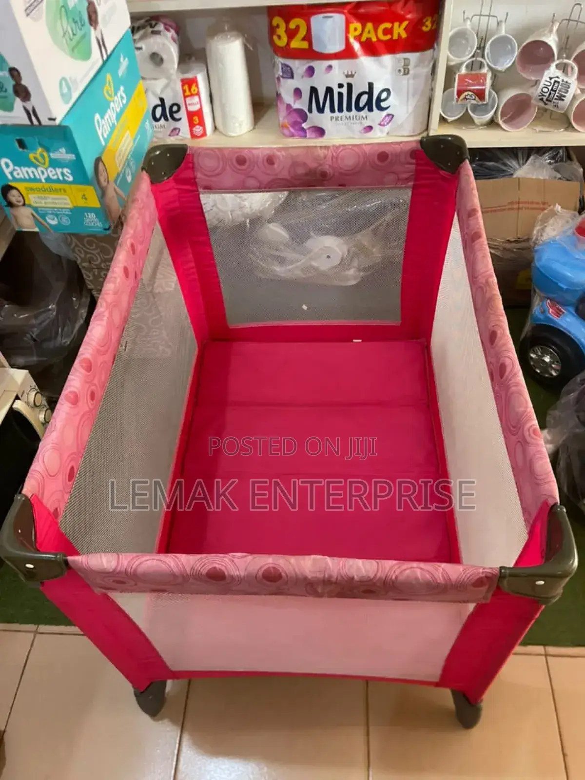 Graco Foldable Baby Bed Pink