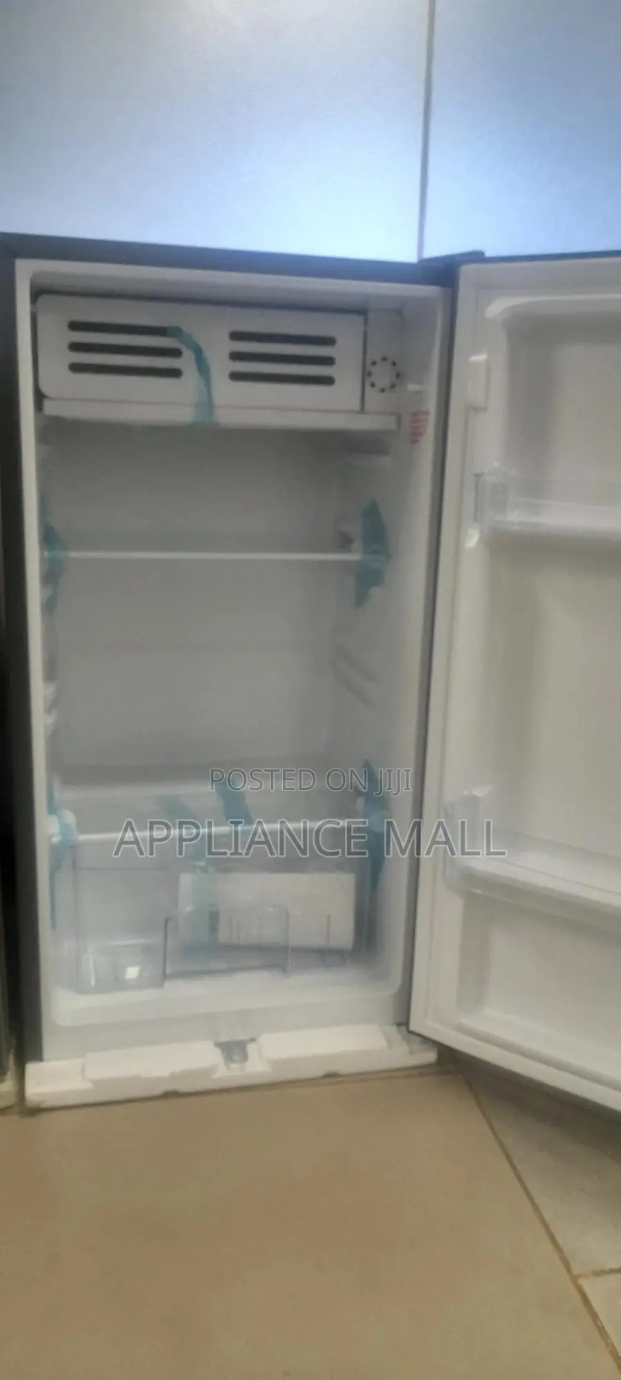 Chigo 110L Tabletop Fridge