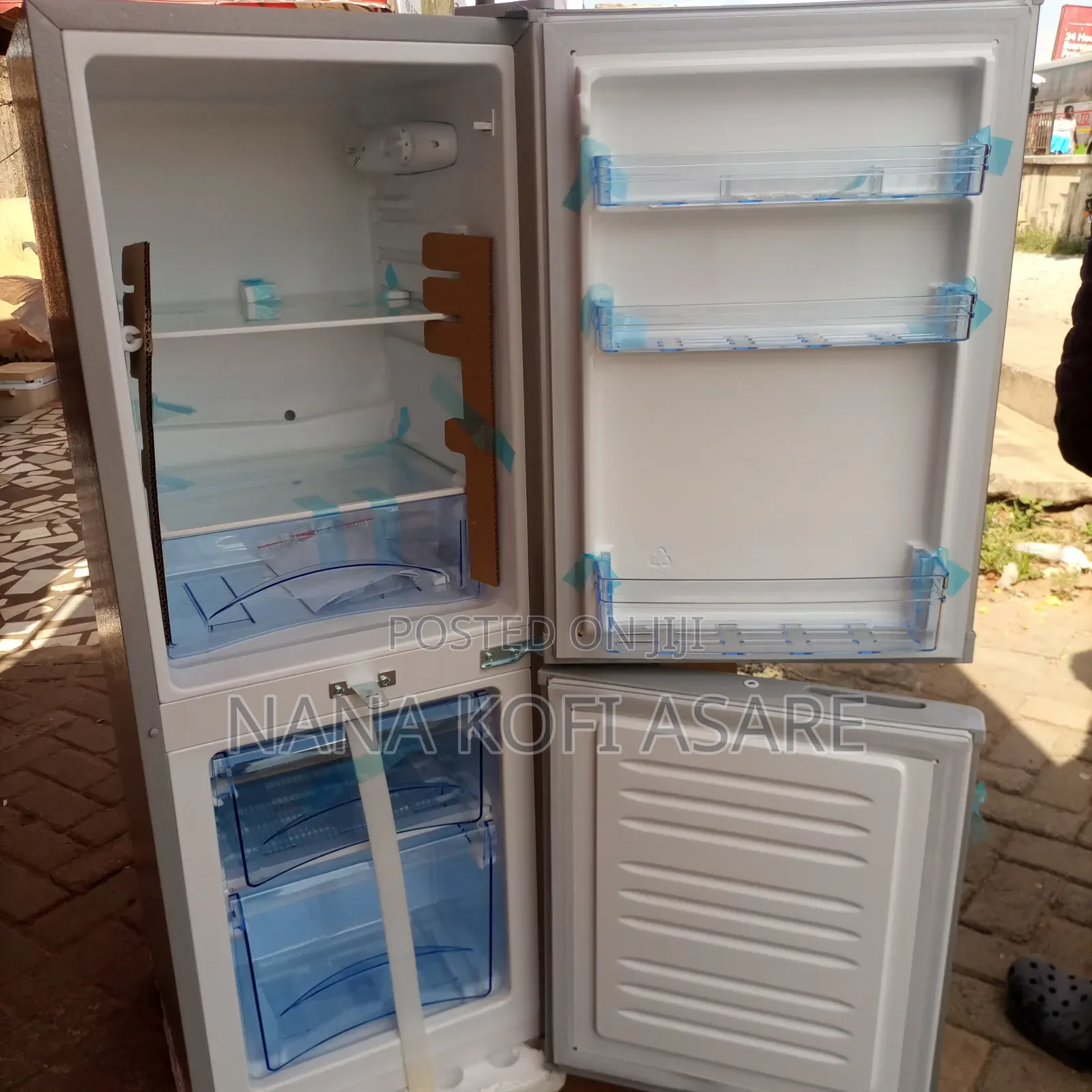 Property 125litres Buttom Freezer Refrigerator