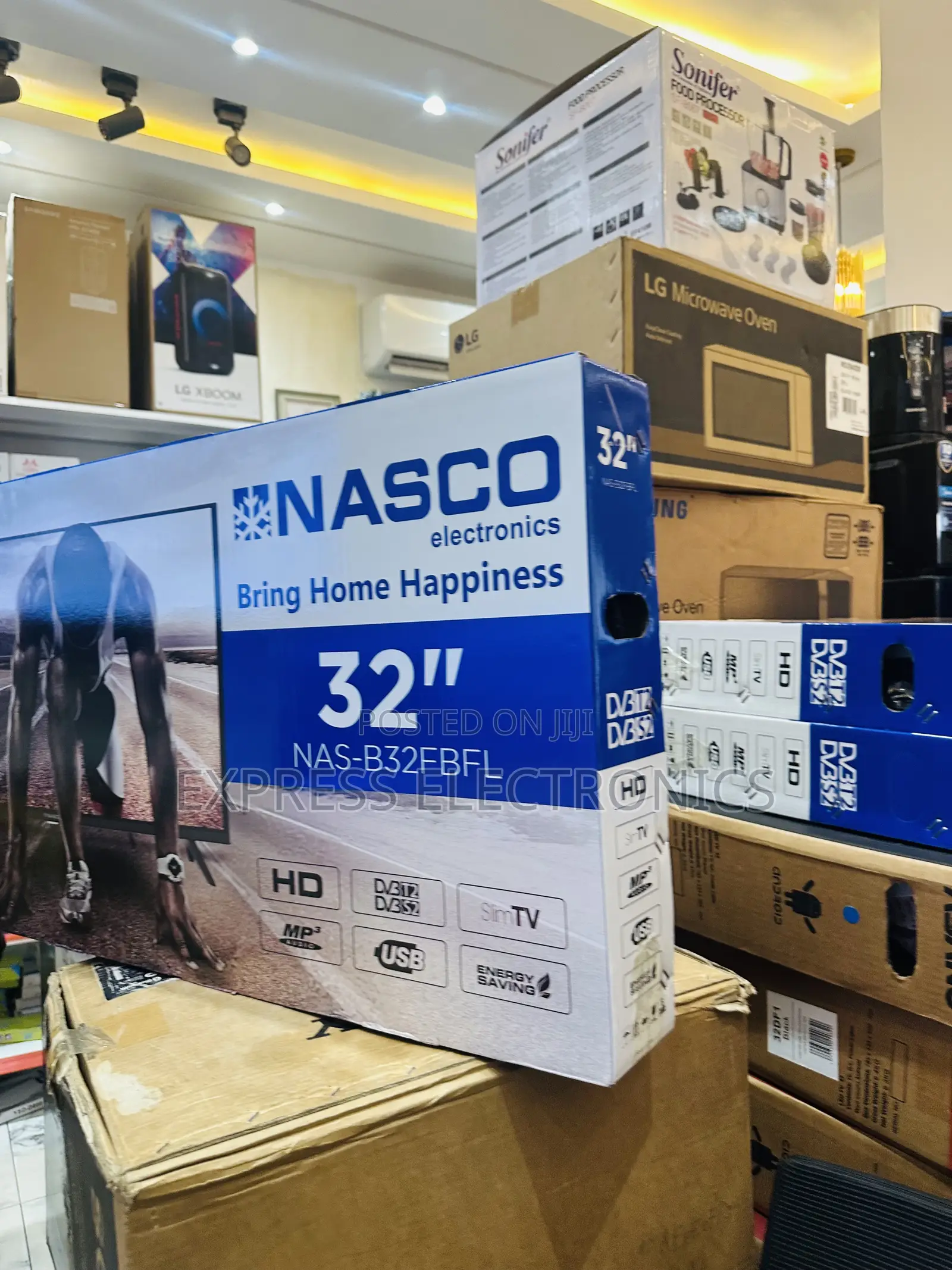 Dynamic Screen Disputes FHD Satellite Nasco 32”