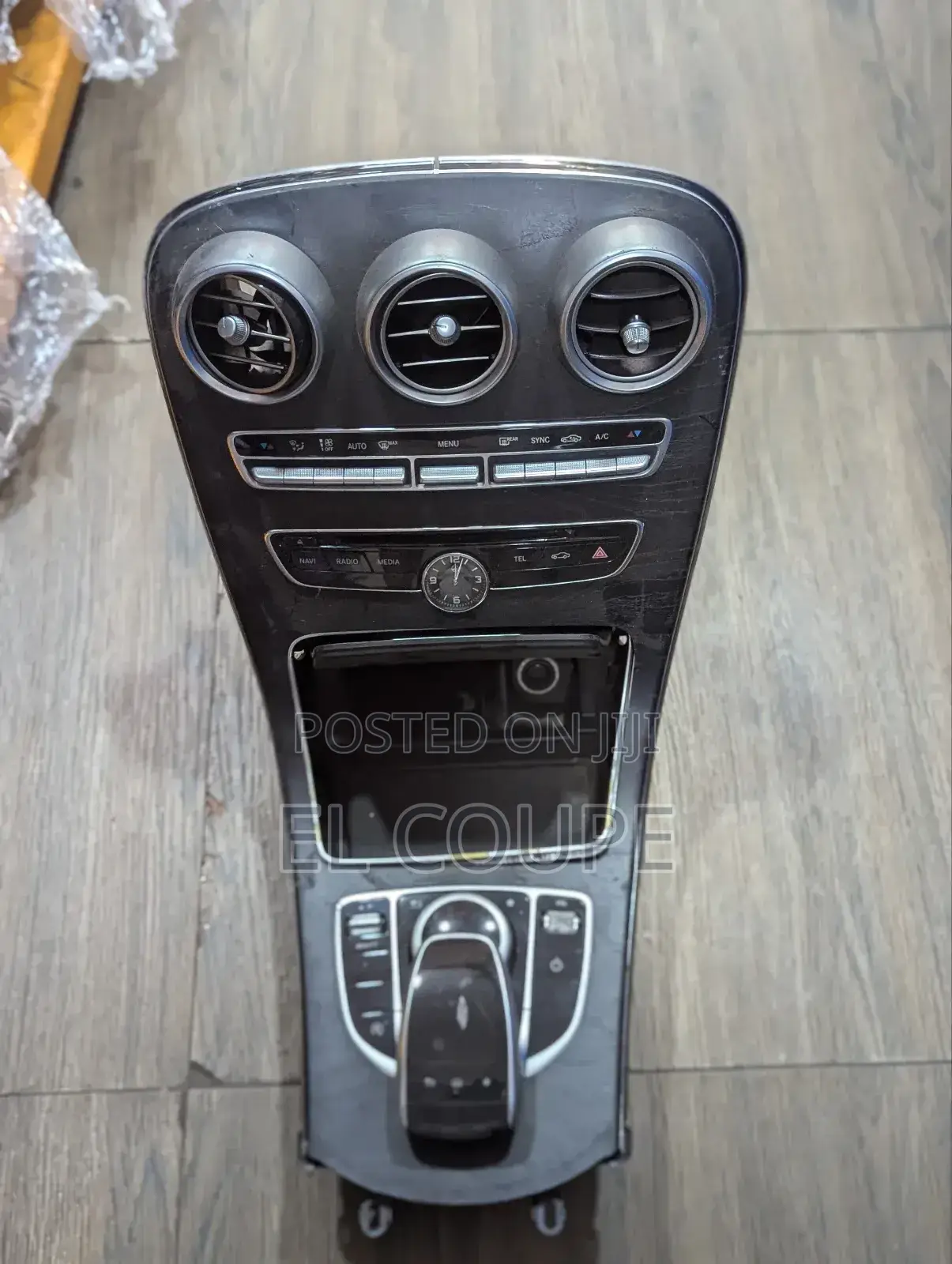 All Kinds of Mercedes Benz Console Available