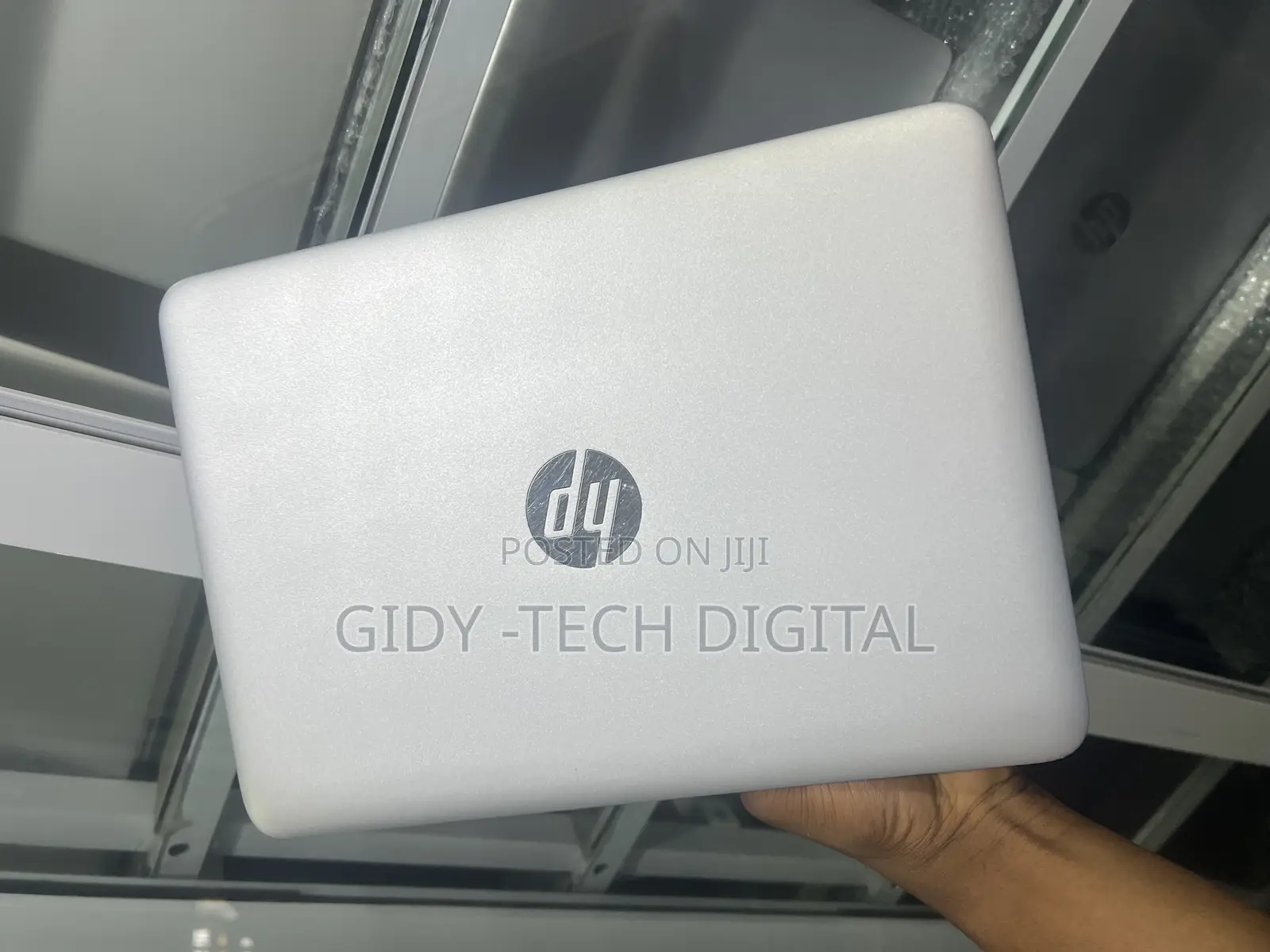 Laptop HP EliteBook 820 G3 8GB Intel Core I5 HDD+SSD 500GB