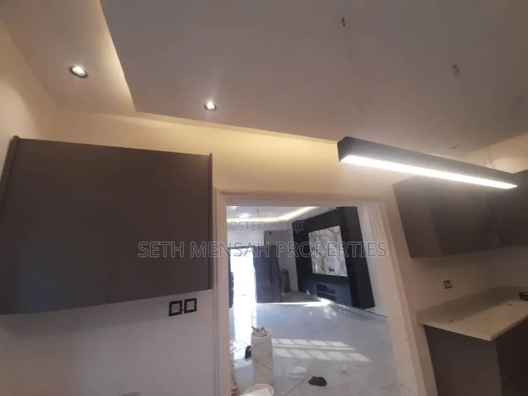 Furnished 3bdrm House in Skm, Ashaley Botwe for sale