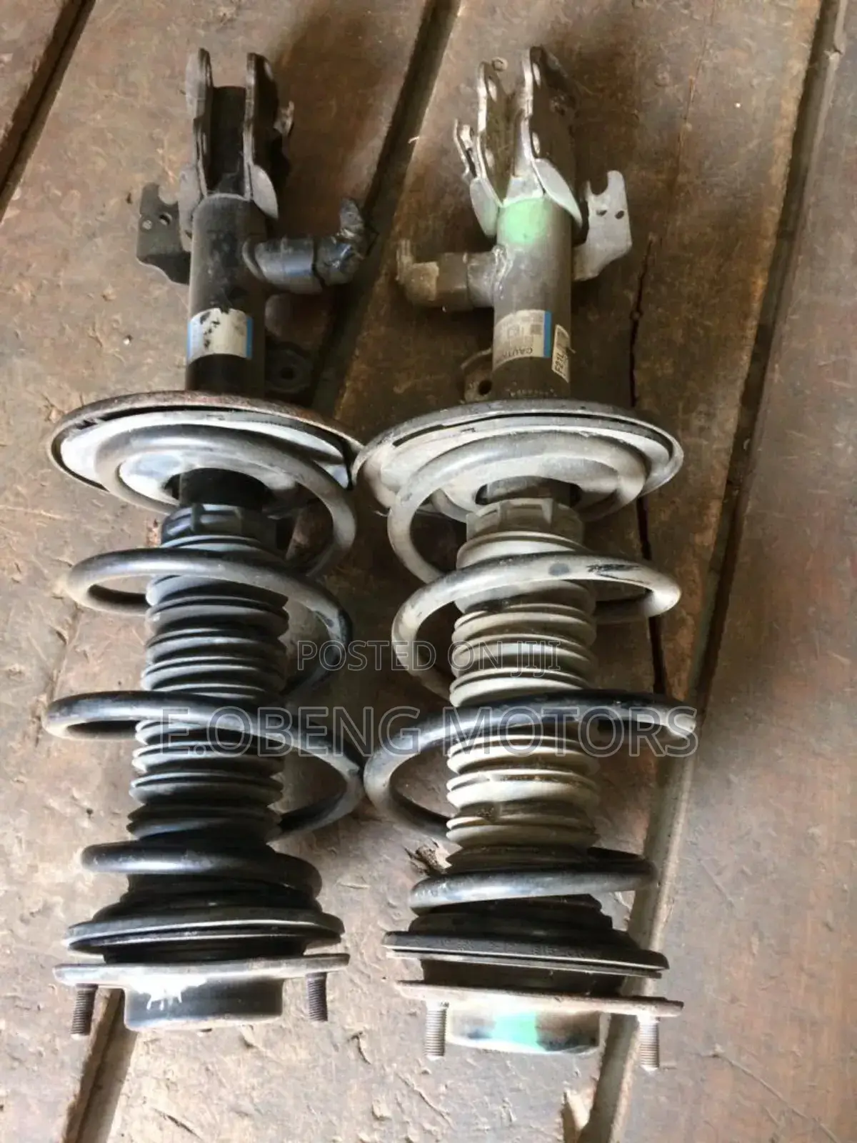 Lexus RX350 18/24 Complete Front Shocks Original Homeused
