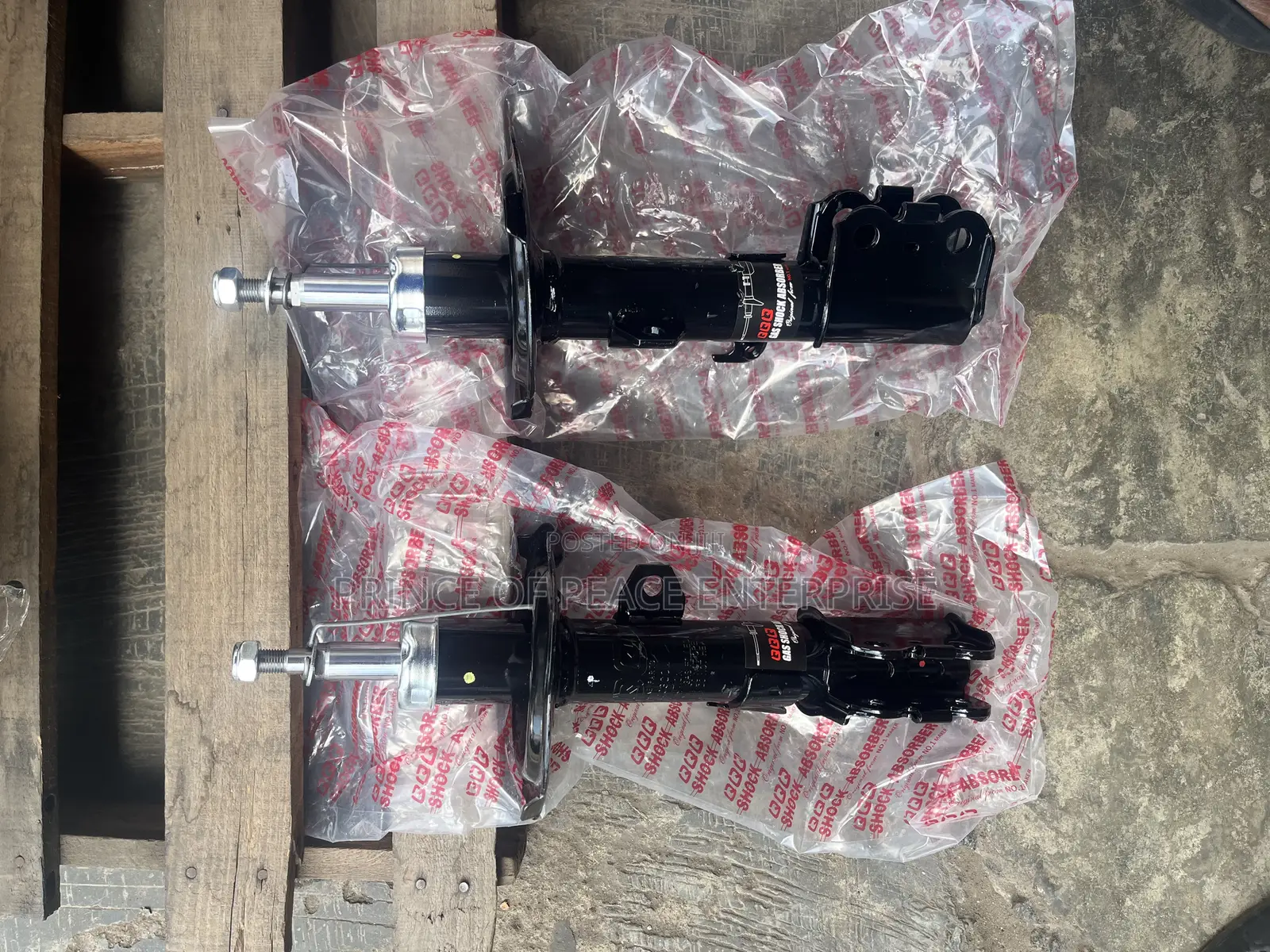 Toyota Corolla S 2003 2004 2005 Front Shock Absorber Pair