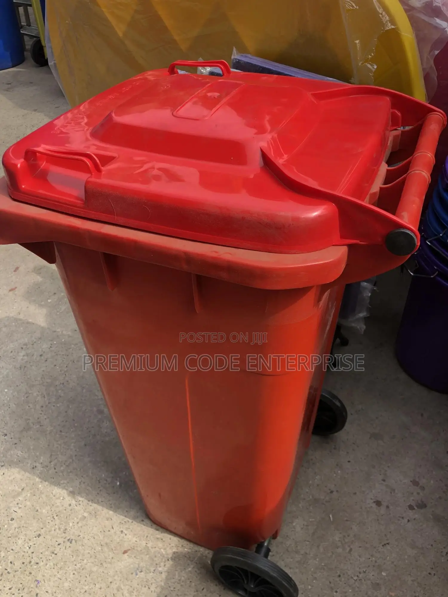 120 Liter Dustbin, Flat Top