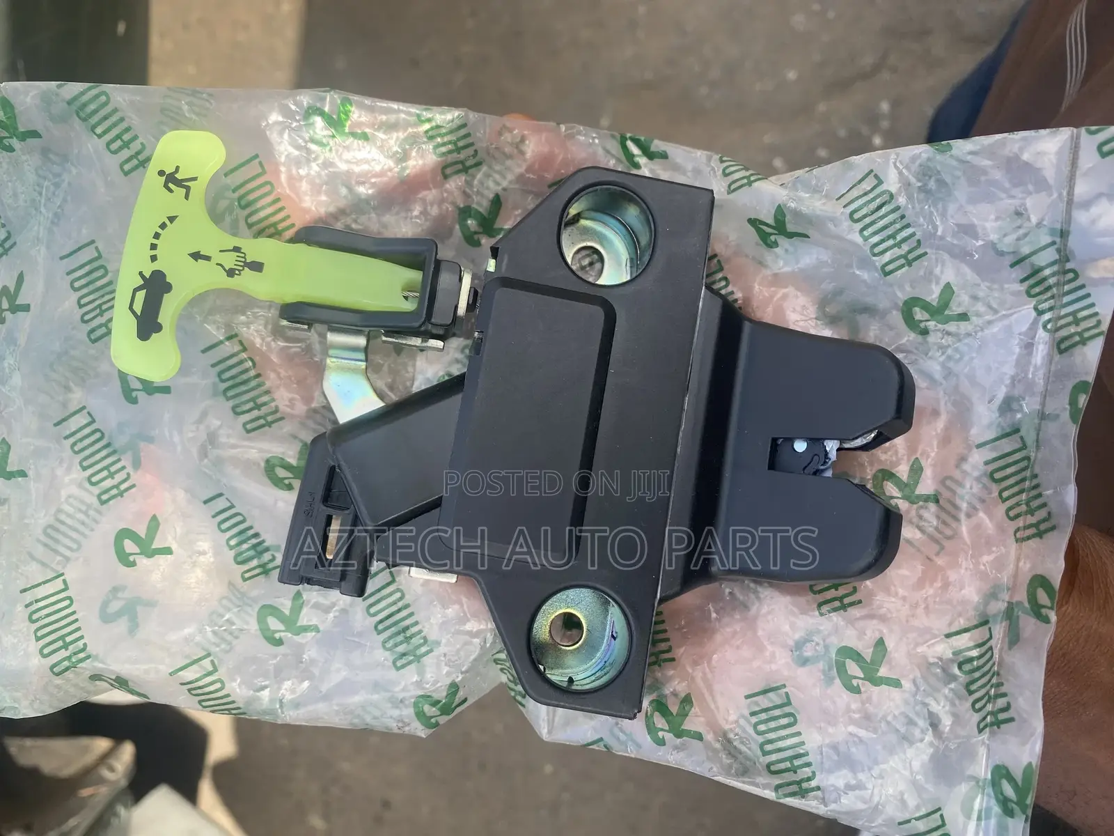 Toyota Corrolla 2009-2013 Boot Locker