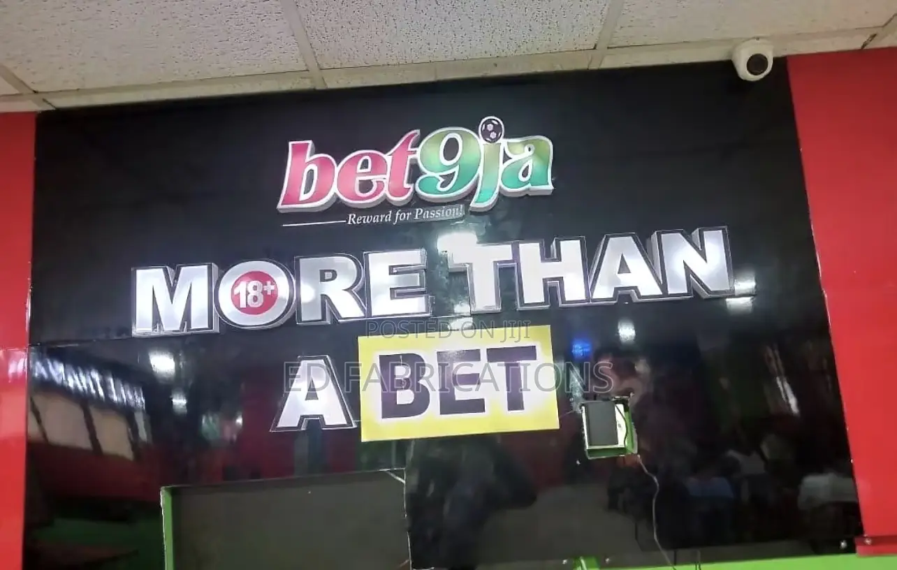 3D 2D Signage
