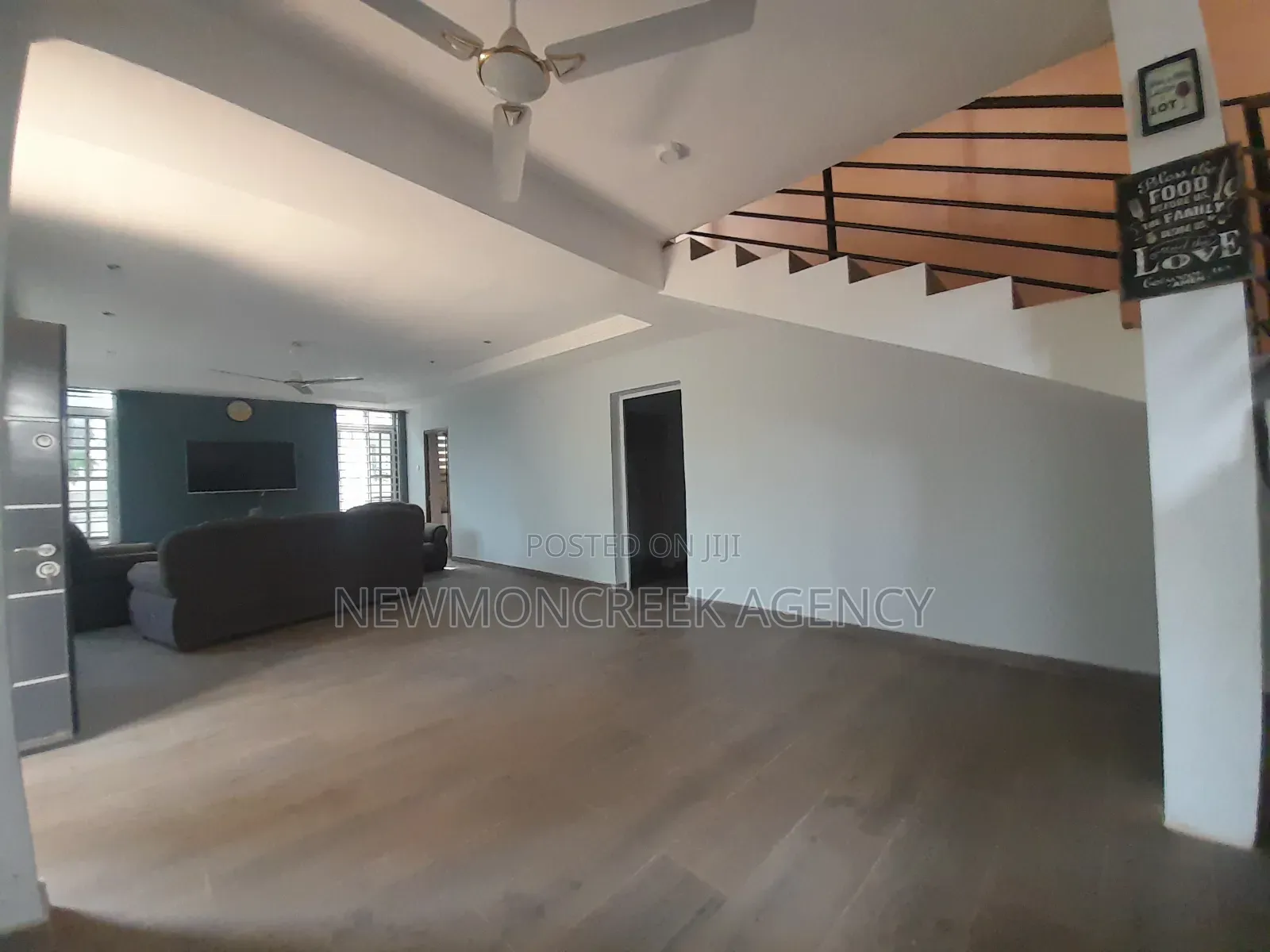 4bdrm Duplex in Oyarifa Estate, Accra Metropolitan for rent